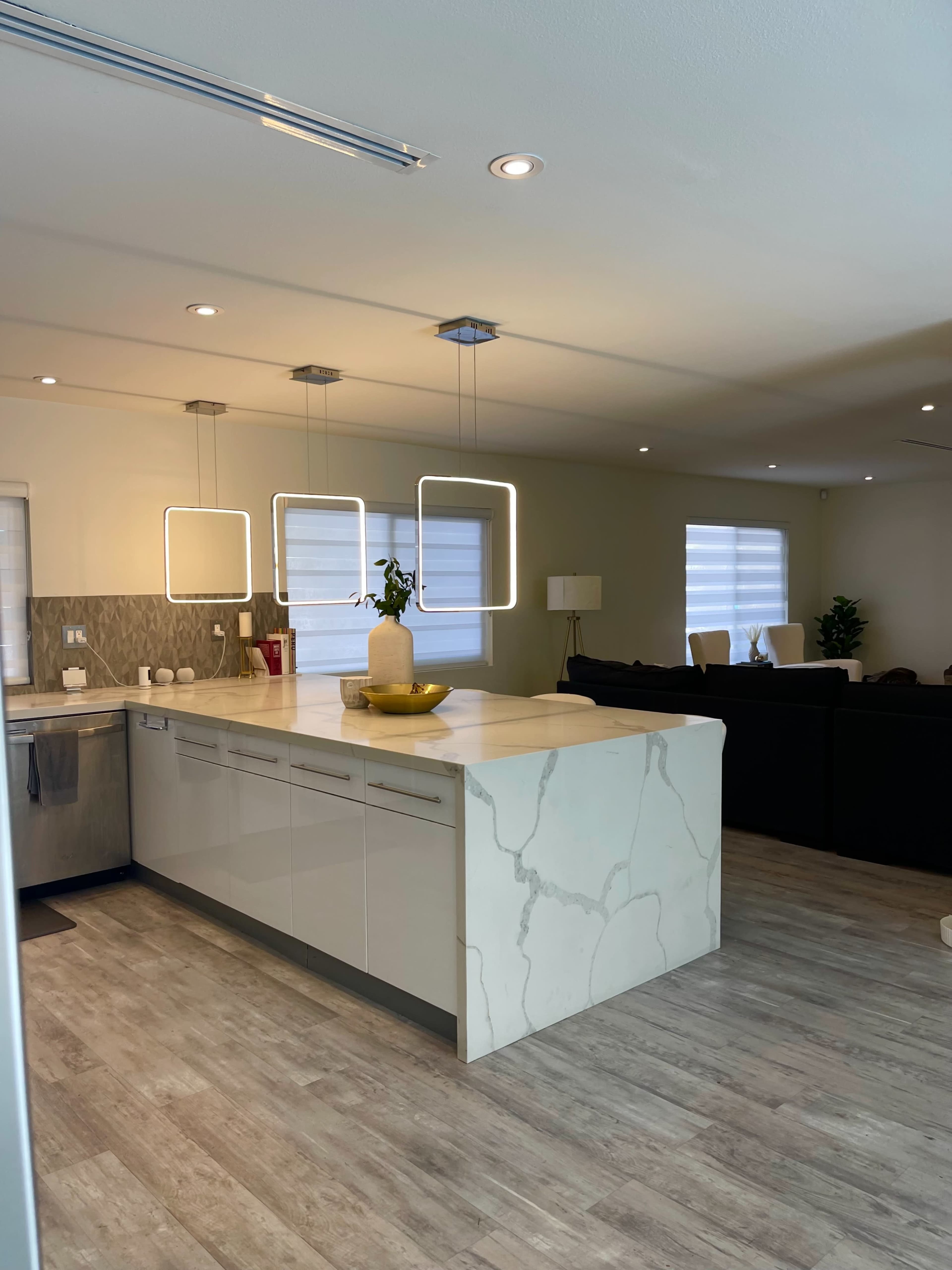 Stunning Modern Oasis in the Heart of West Hills Los Angeles Image in West Hills, West Hills, CA