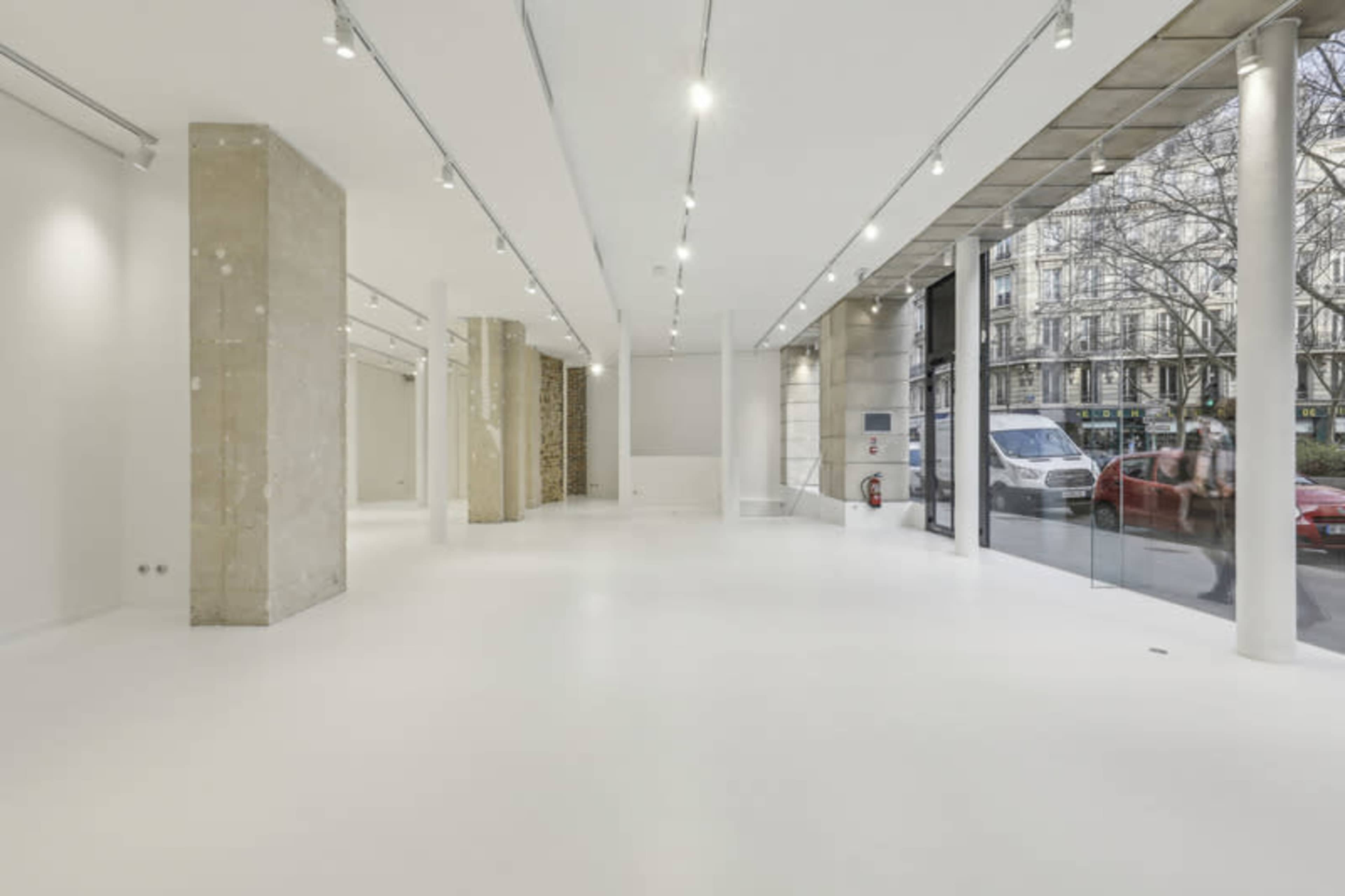 Galerie - Showroom Louvre au coeur de Paris Image in Palais-Royal, Paris