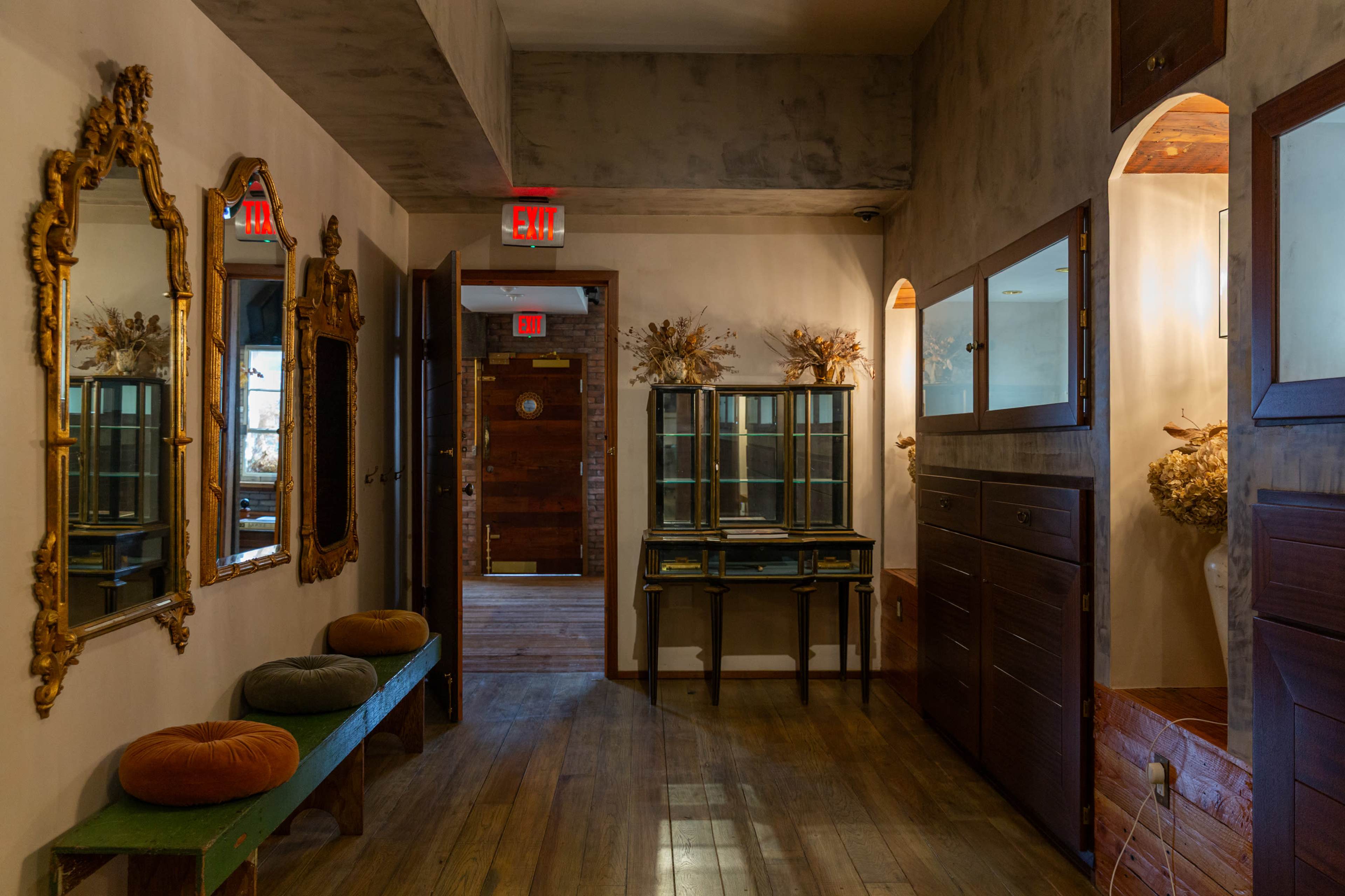 Premium Retail & Event Venue with Prime Street Presence Image in Silver Lake, Los Angeles, CA