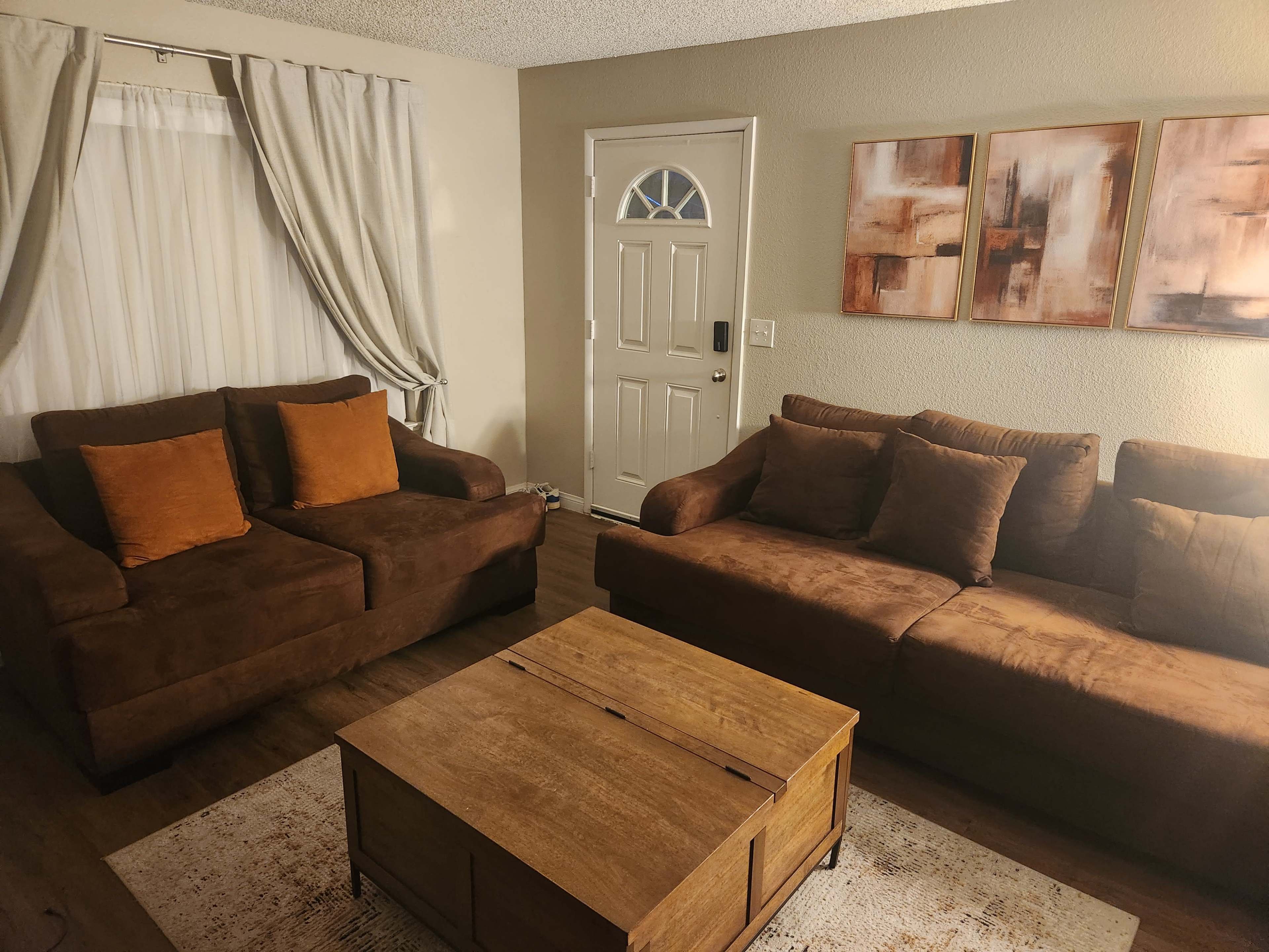 Hollywood Meets Vegas: Film-Ready Location Image in East Las Vegas, Las Vegas, NV