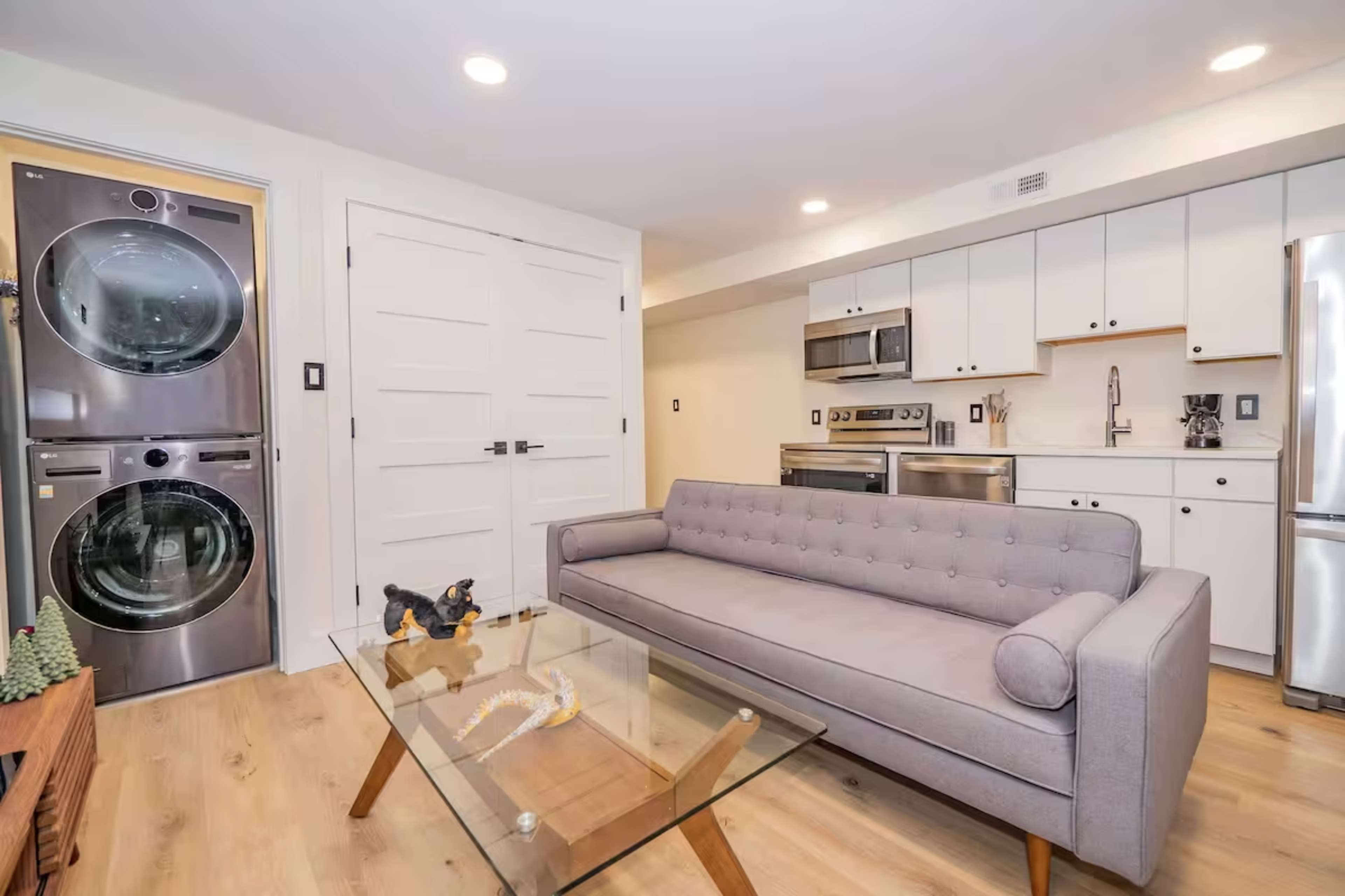 Luxurious & Stylish Retreat for your Extended Stay Image in Northeast Washington, Washington, DC