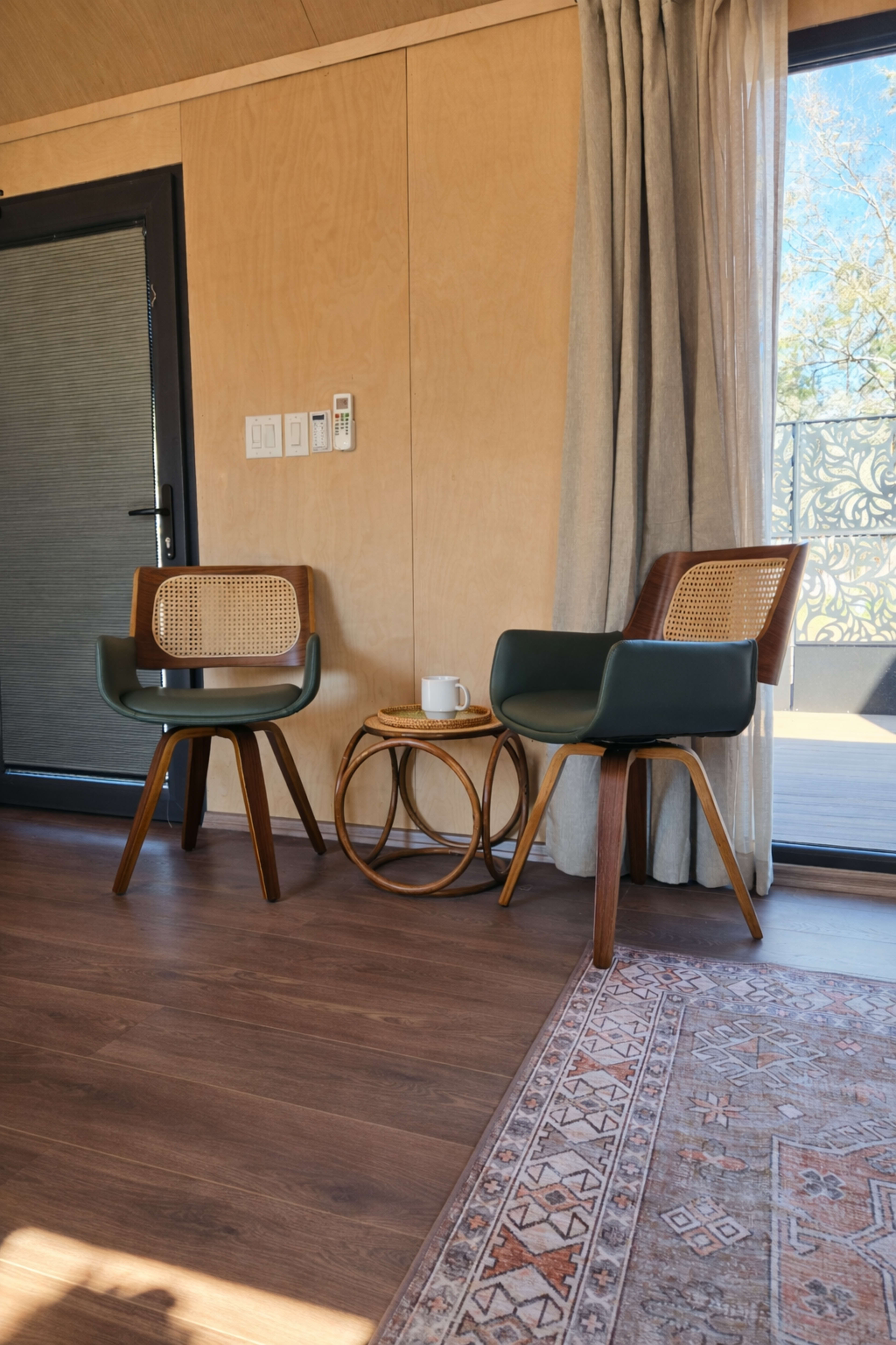 Wellness Office + Healing Studio (Hourly and Day Rentals) 30 Min. From SAV Image in , Guyton, GA