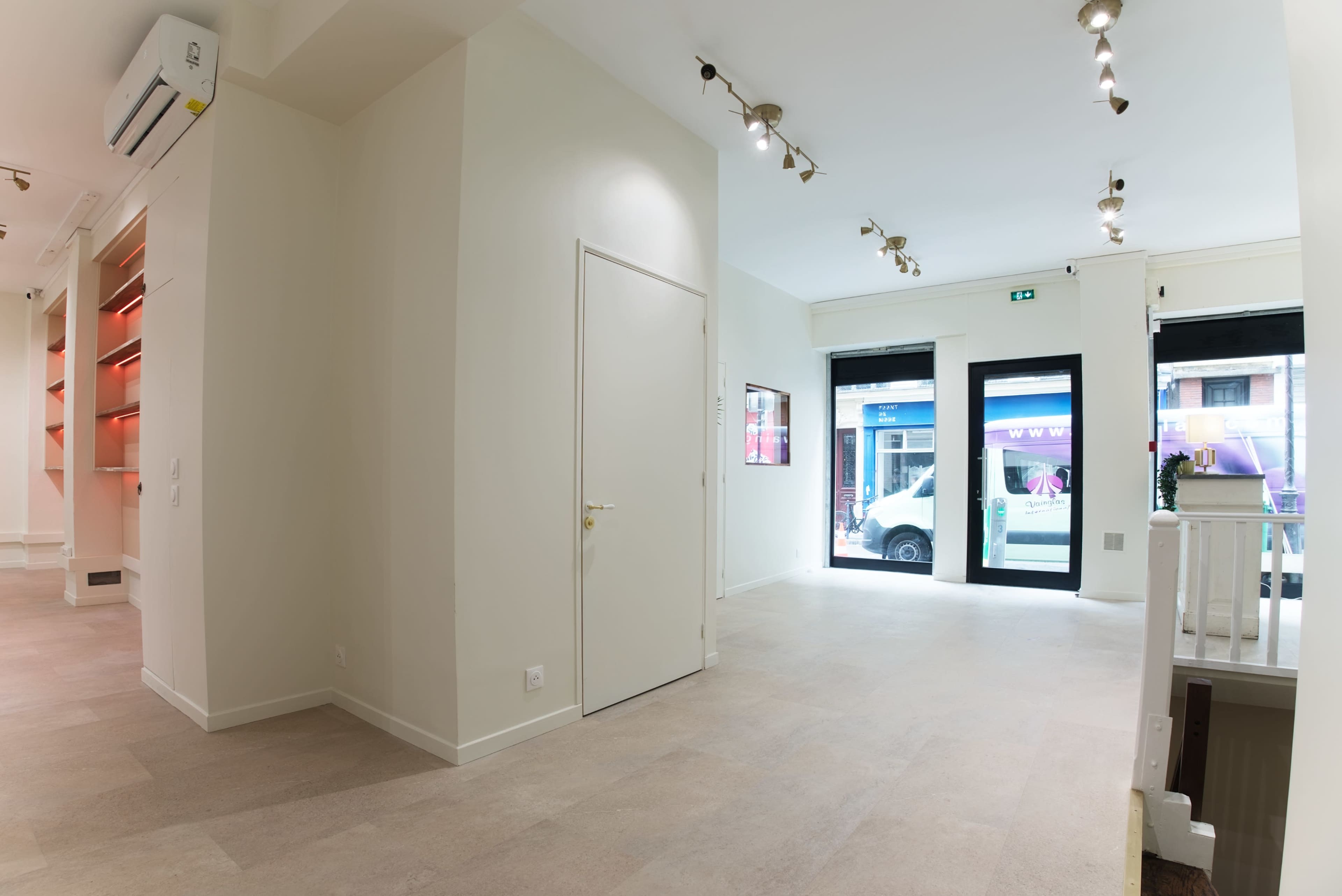 Lieu design et modulable en plein coeur du Marais Image in Upper Marais, Paris, 