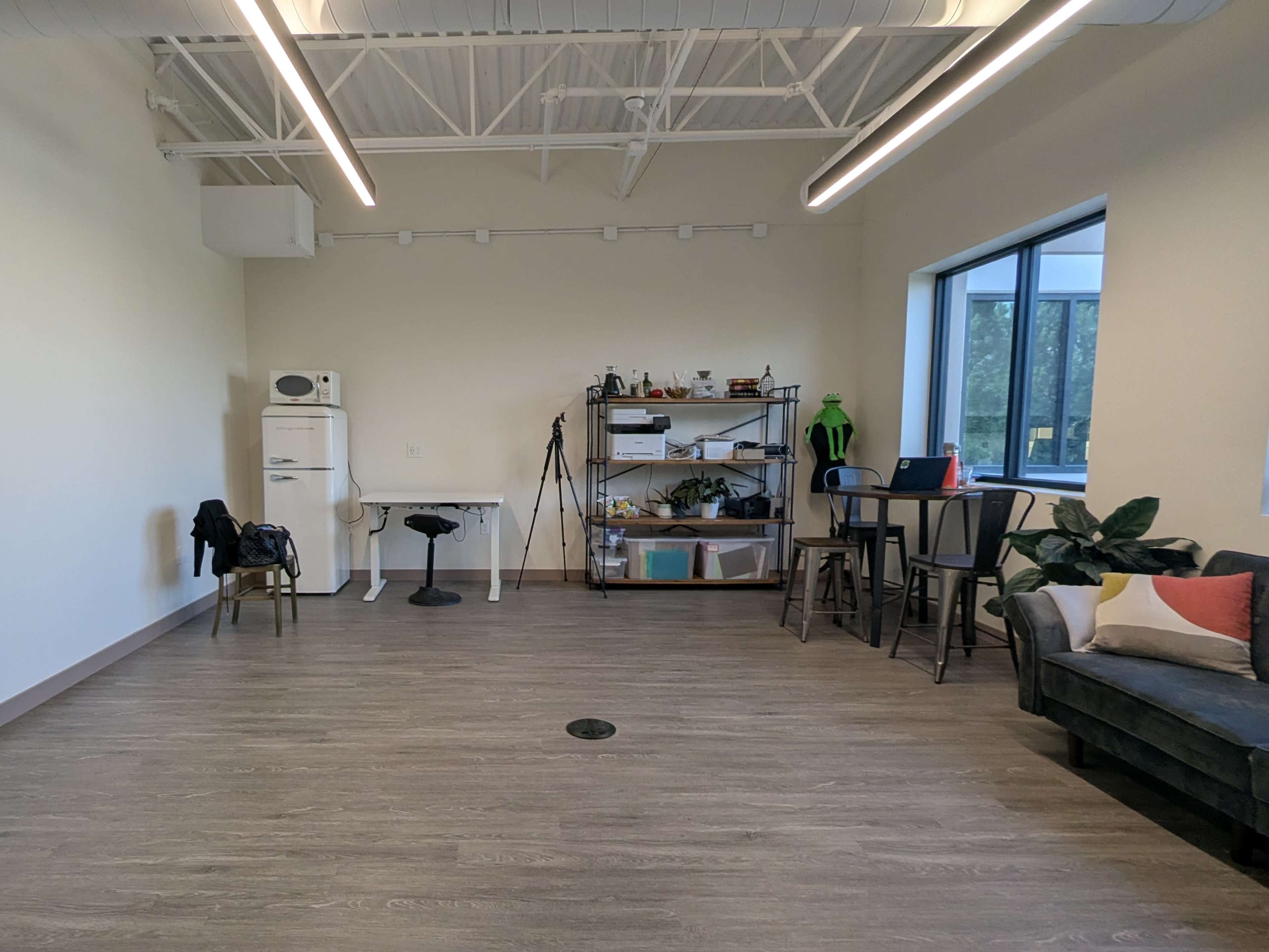 Modern Creative Loft Photo + Video Studio Between Denver and Boulder Image in Louisville, Louisville, CO