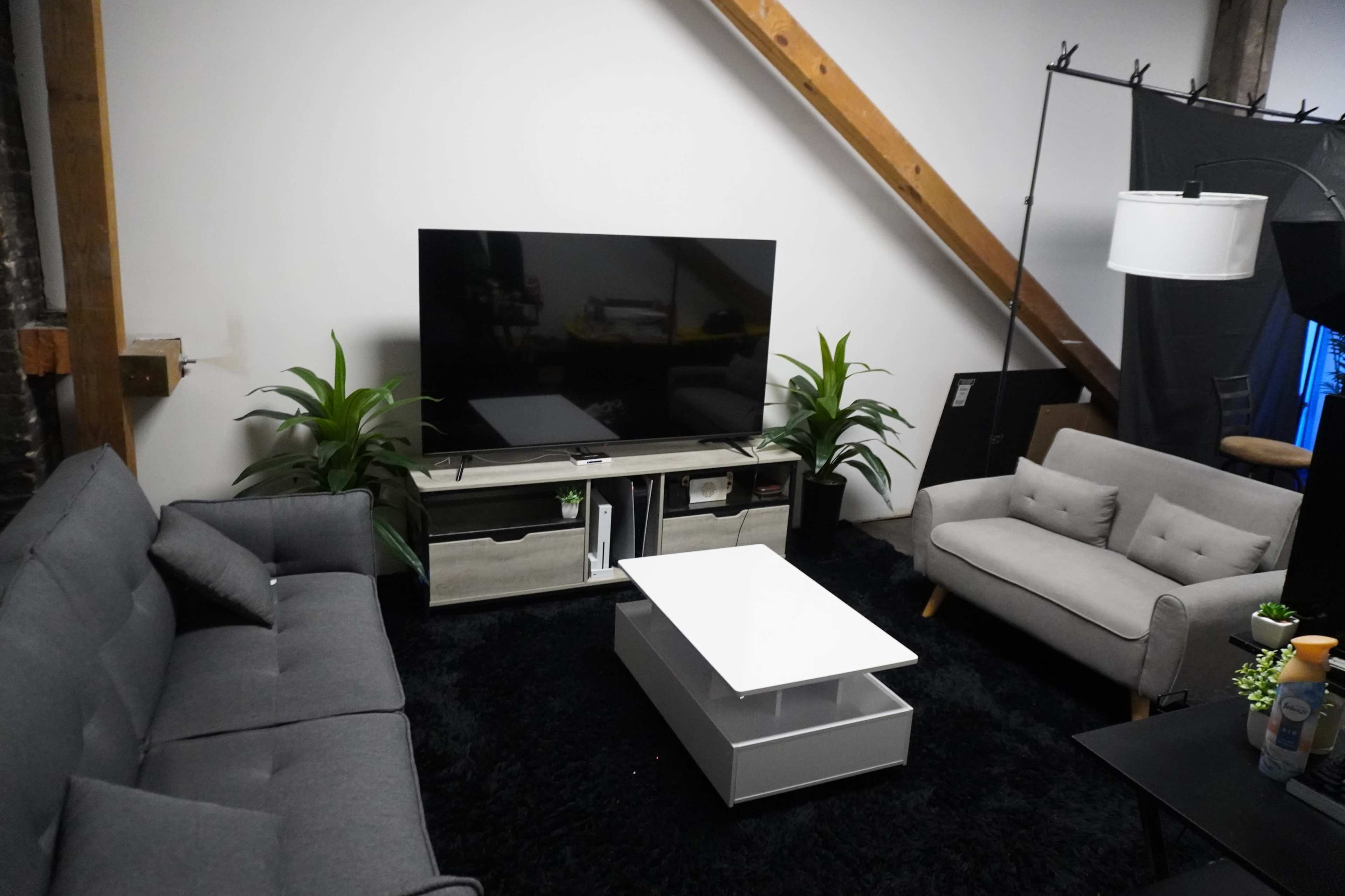 Downtown studio with a rustic but modern feel. Image in Westside, SYRACUSE, NY