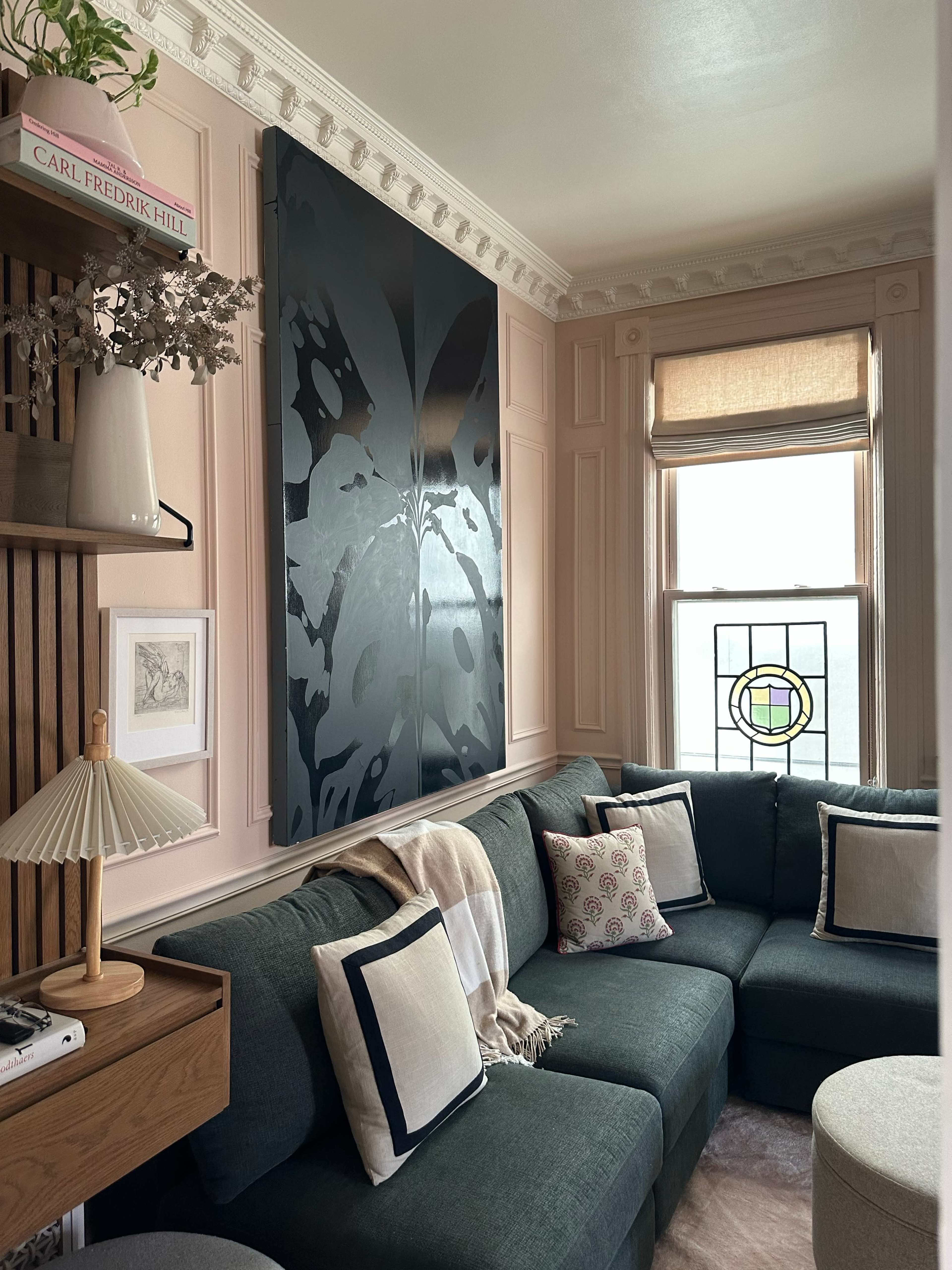 Vintage, Charming Victorian Two-Story Apartment in Chicago for Production Image in West Town, Chicago, IL