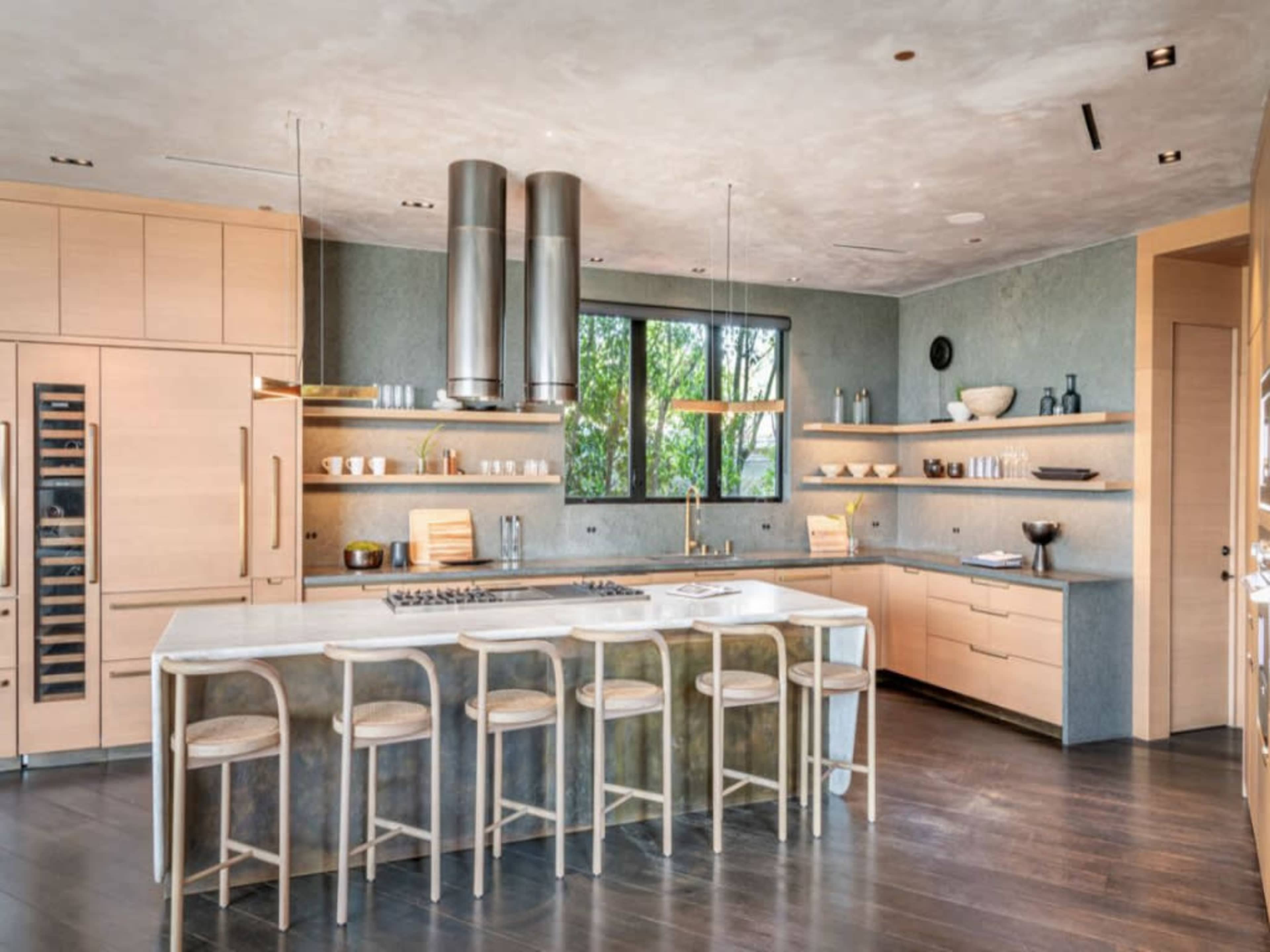 GLASS VISTA MANSION: MODERN MINIMAL, CANYON VIEWS Image in Beverly Crest, Beverly Hills, CA