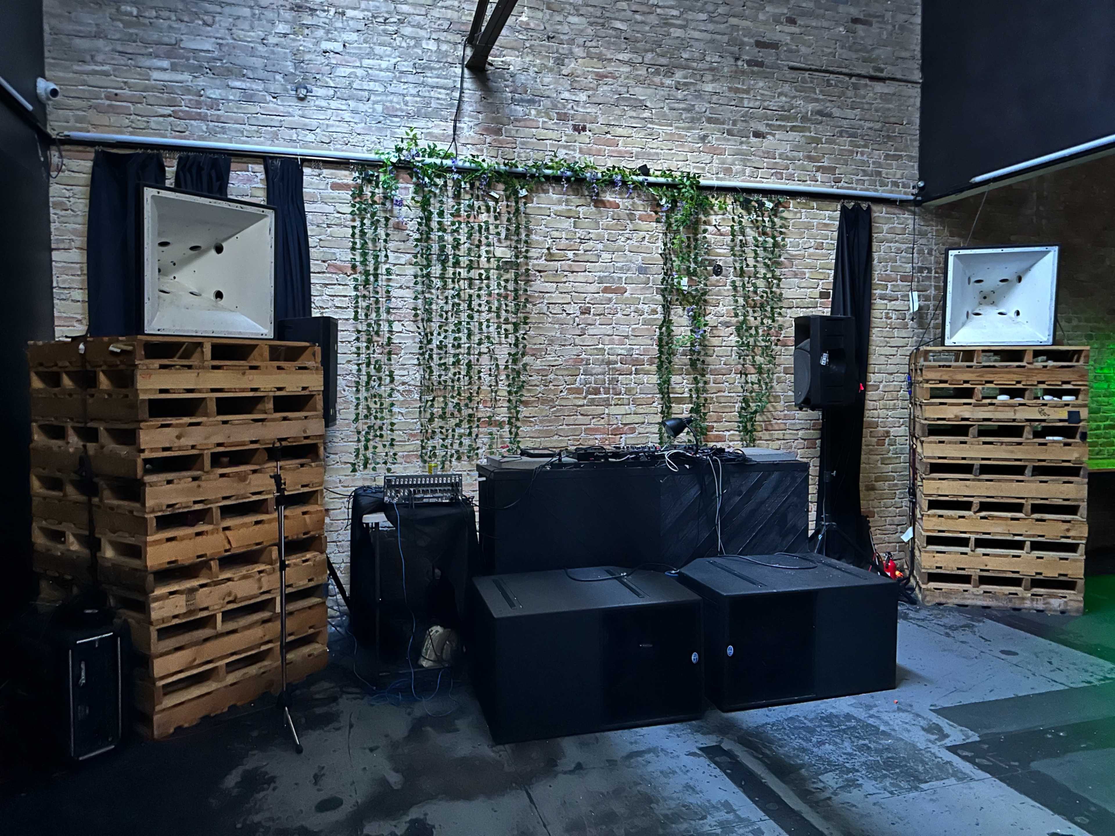 Downtown Music Venue with Loft and Dimmable Skylight, Industrial Warehouse finishes Image in Downtown Austin, Austin, TX