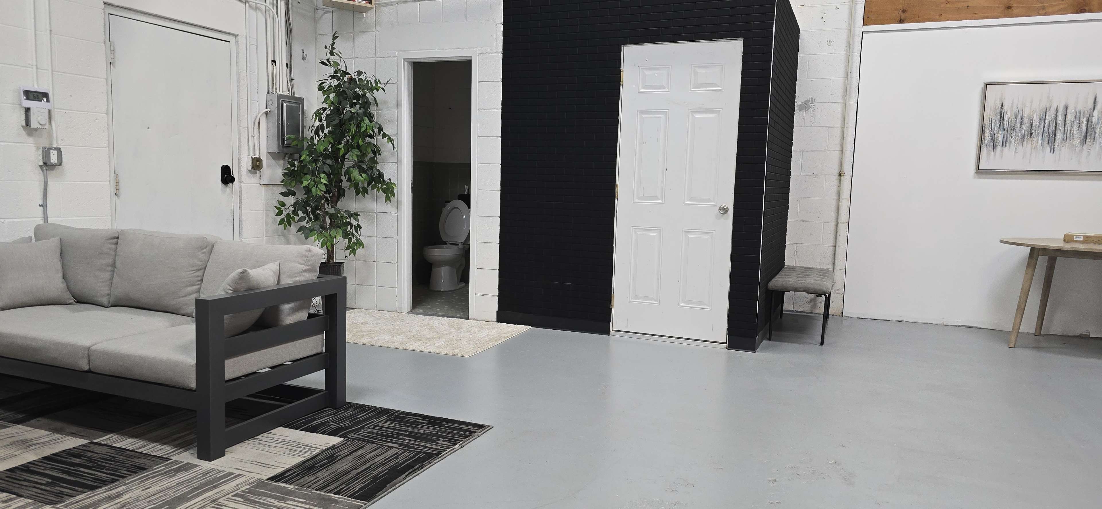 Studio Four Five Image in Bloomfield, Bloomfield, CT