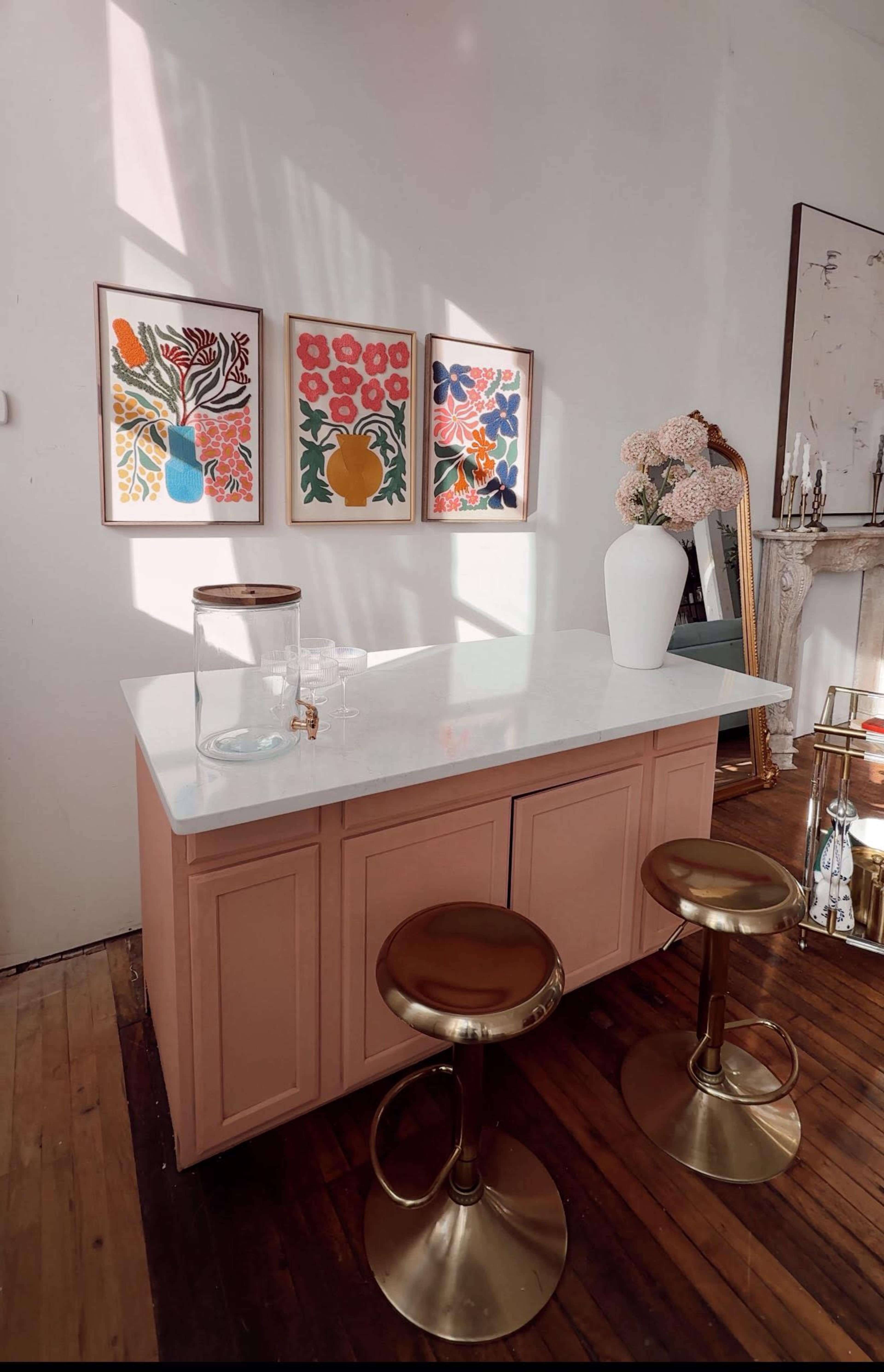 CREATIVE SPACE  | Vintage Charm meets Chic Sophistication in Jersey City's Iconic Loft Building Image in Bergen-Lafayette, Jersey City, NJ