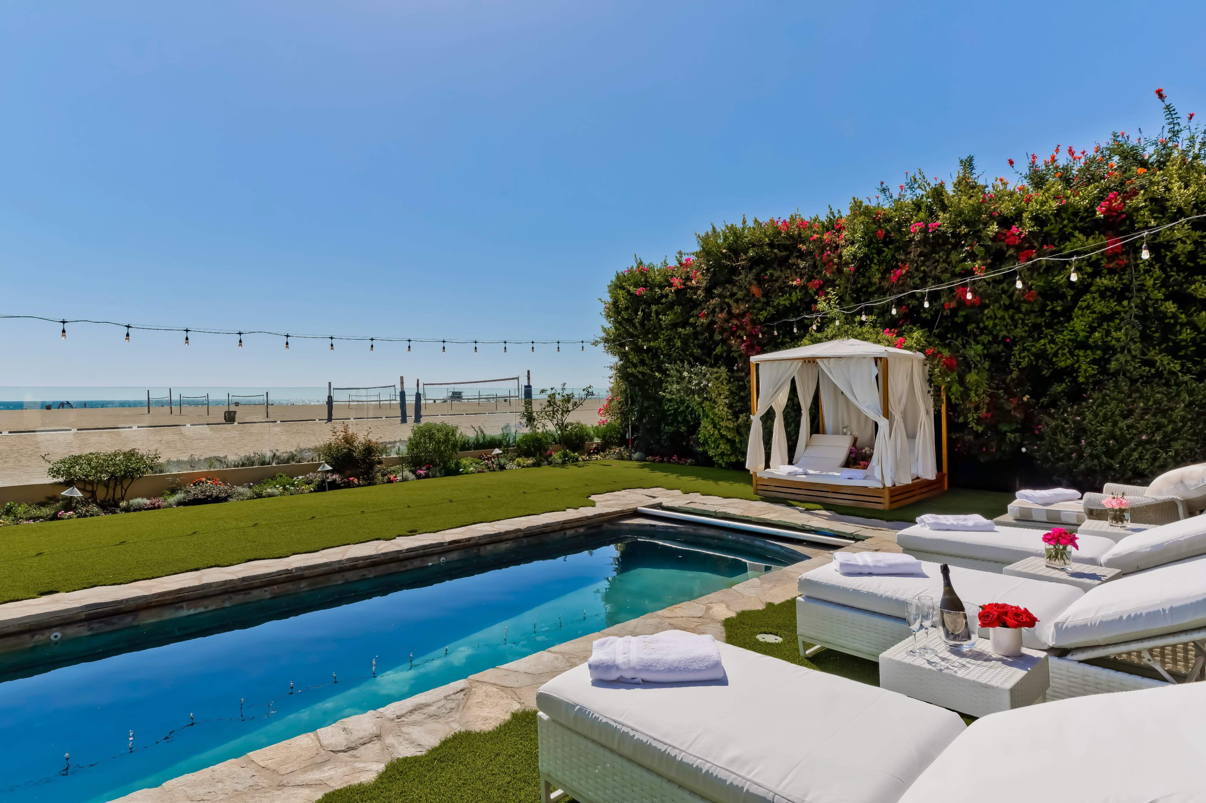 Stunning Beachfront Estate for Events Image in North of Montana, Santa Monica, AS