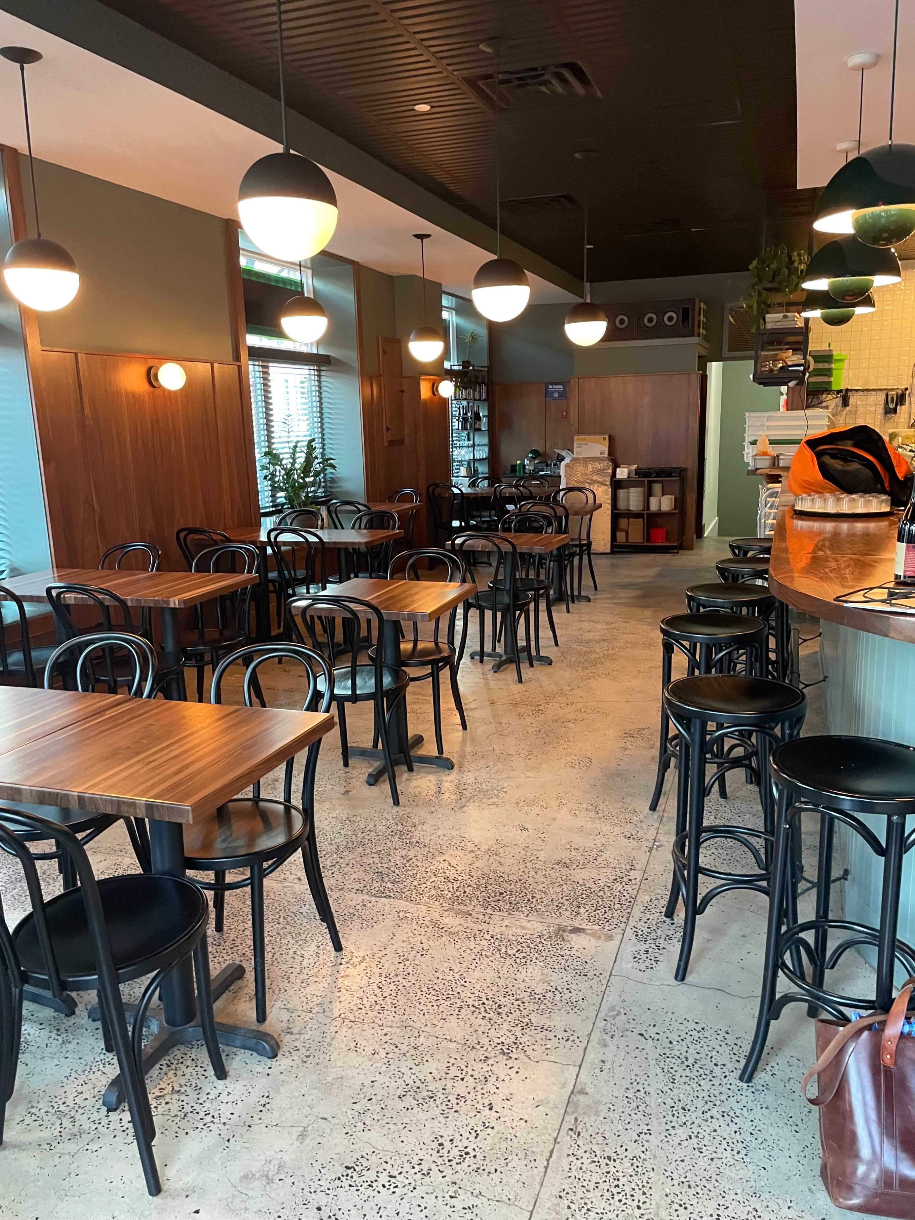 Pizza Restaurant & Bar in Ridgewood, NY Image in Ridgewood, Ridgewood, NY