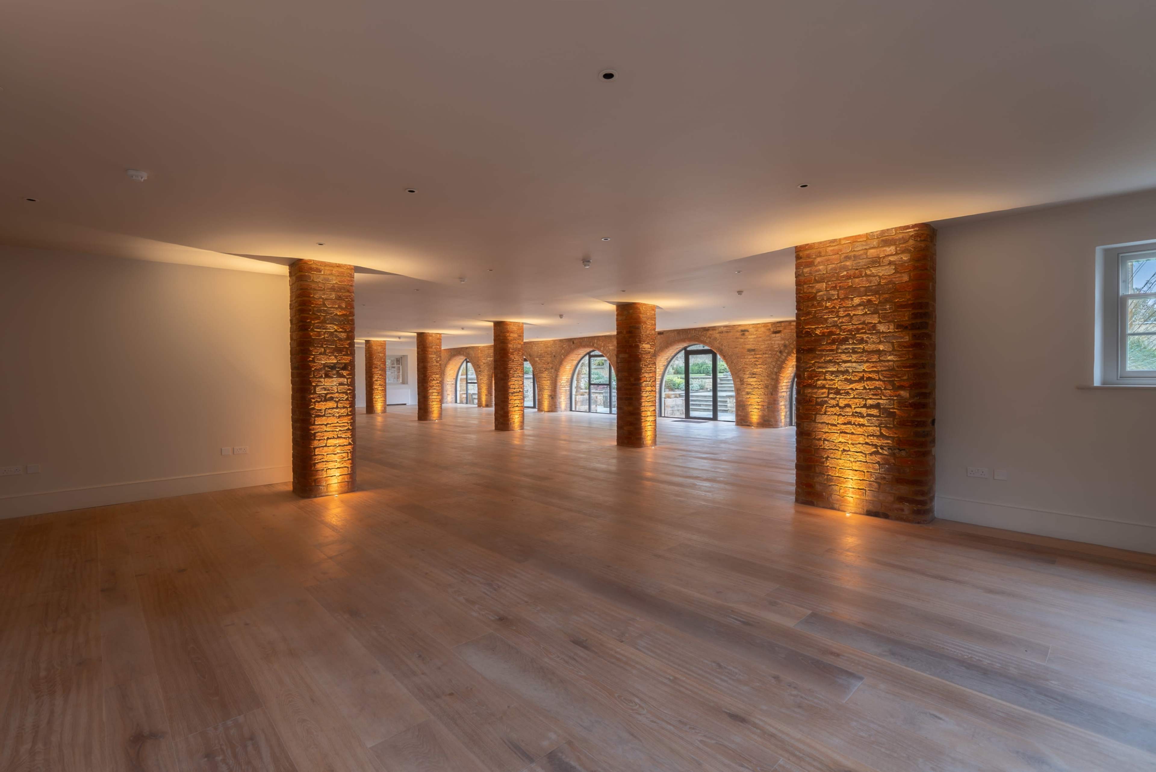 Farmhouse Event Space and Walled Garden Image in Paulerspury, Towcester, ENG