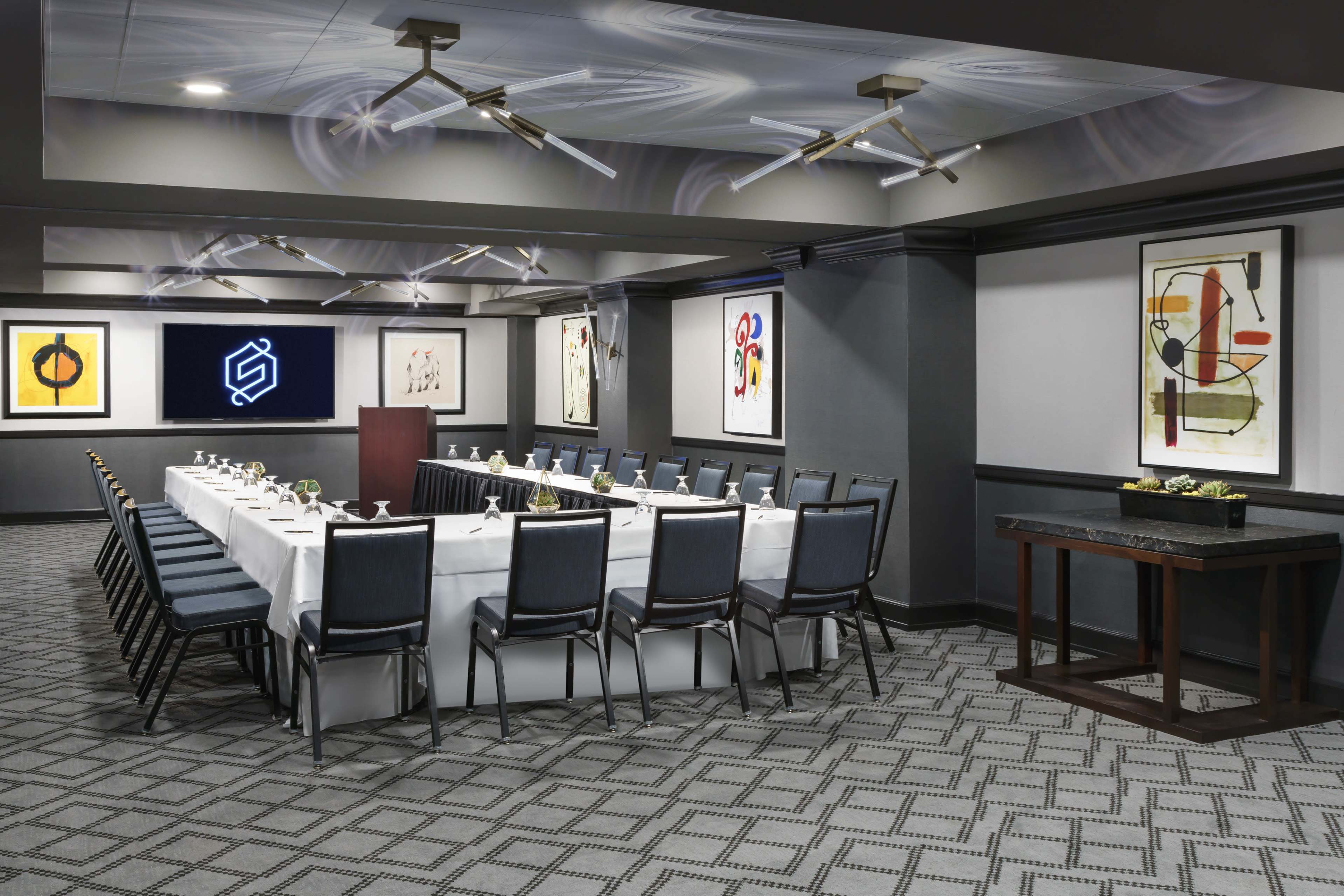 Boutique Meeting Space Image in Tenderloin, San Francisco, CA