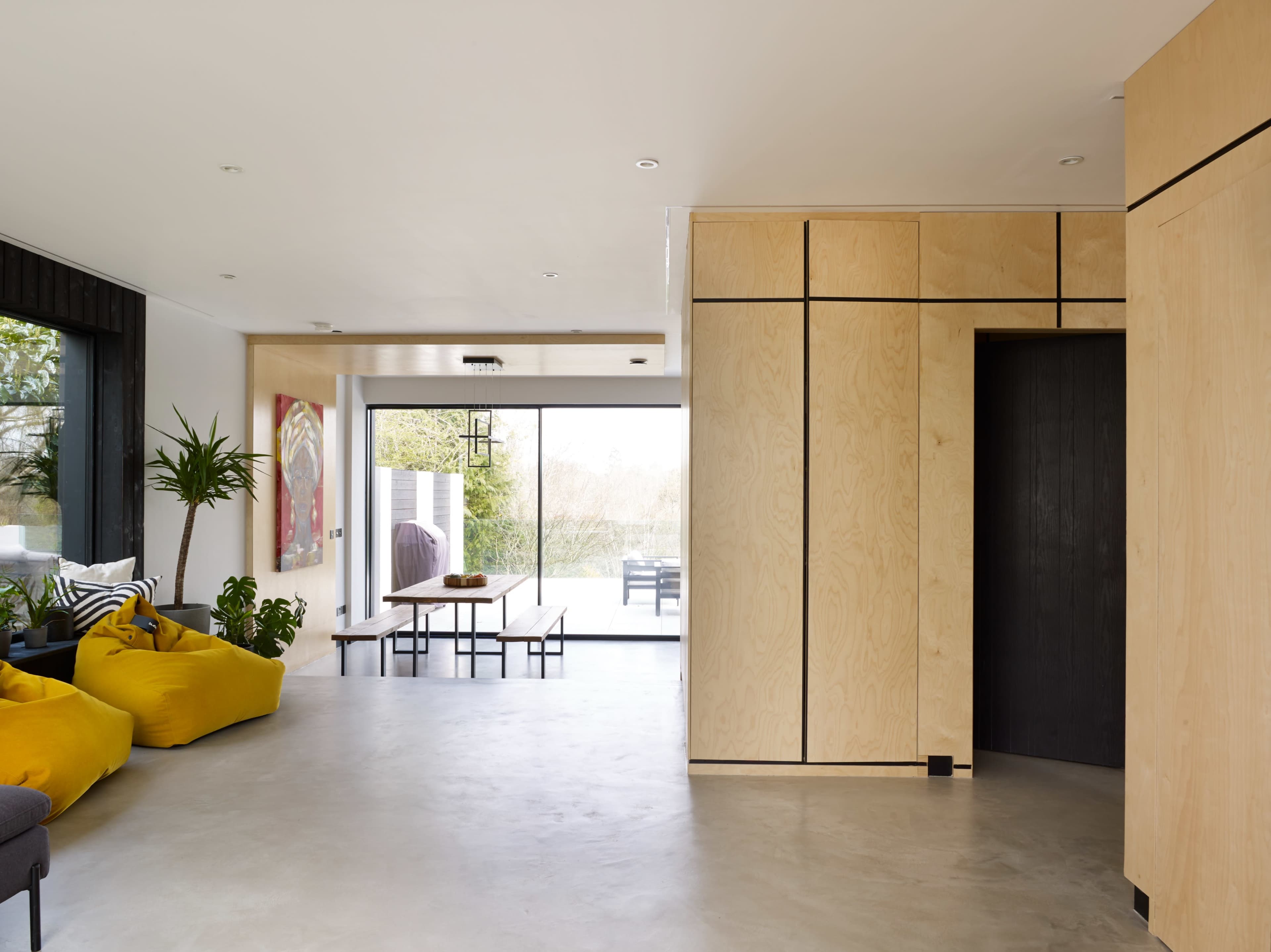 Suburban location, contemporary home Image in Chorleywood, Rickmansworth, ENG