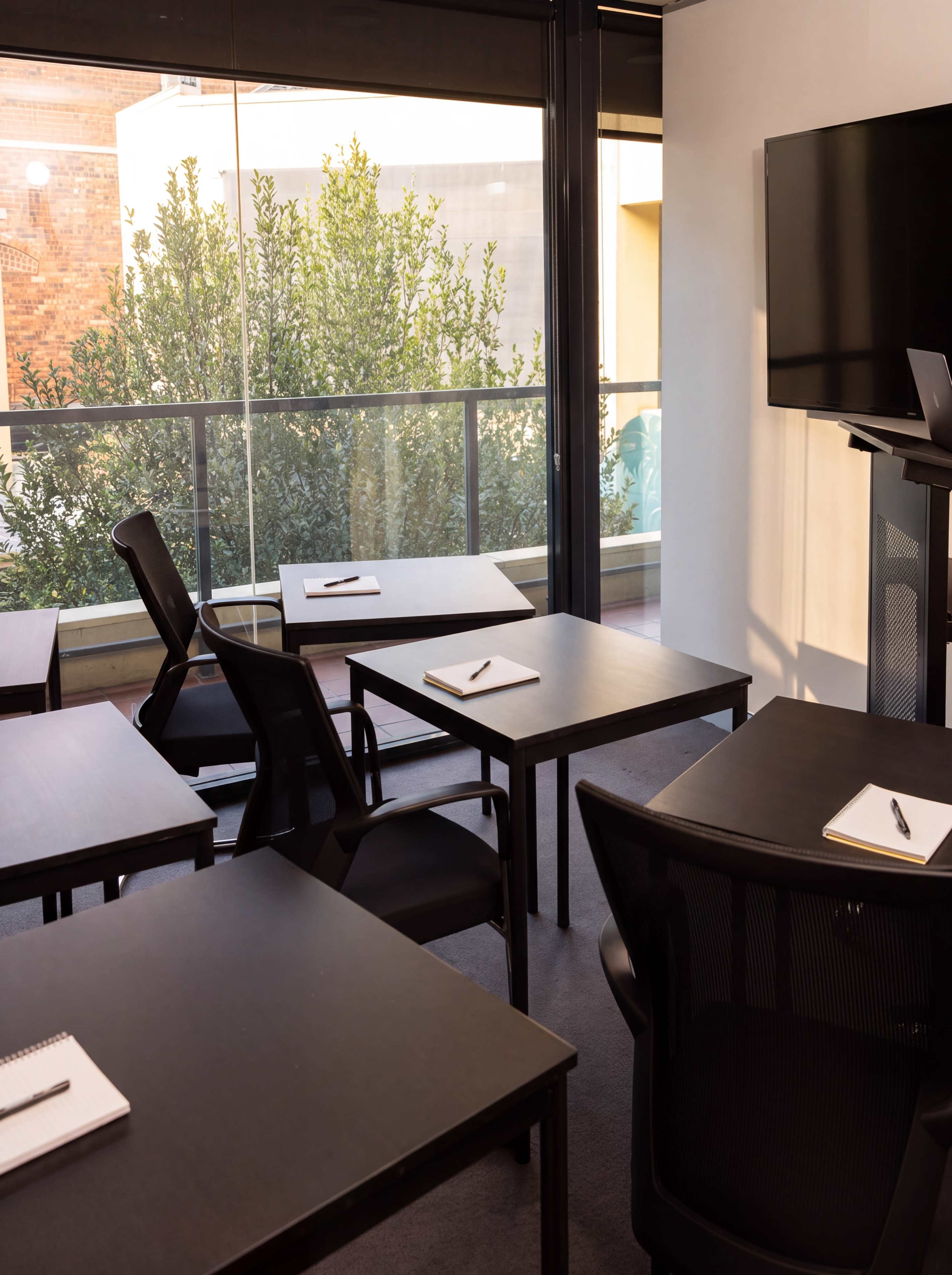 Polished Meeting Room in Double Bay for Up to 6 Image in Double Bay, Double Bay, NSW