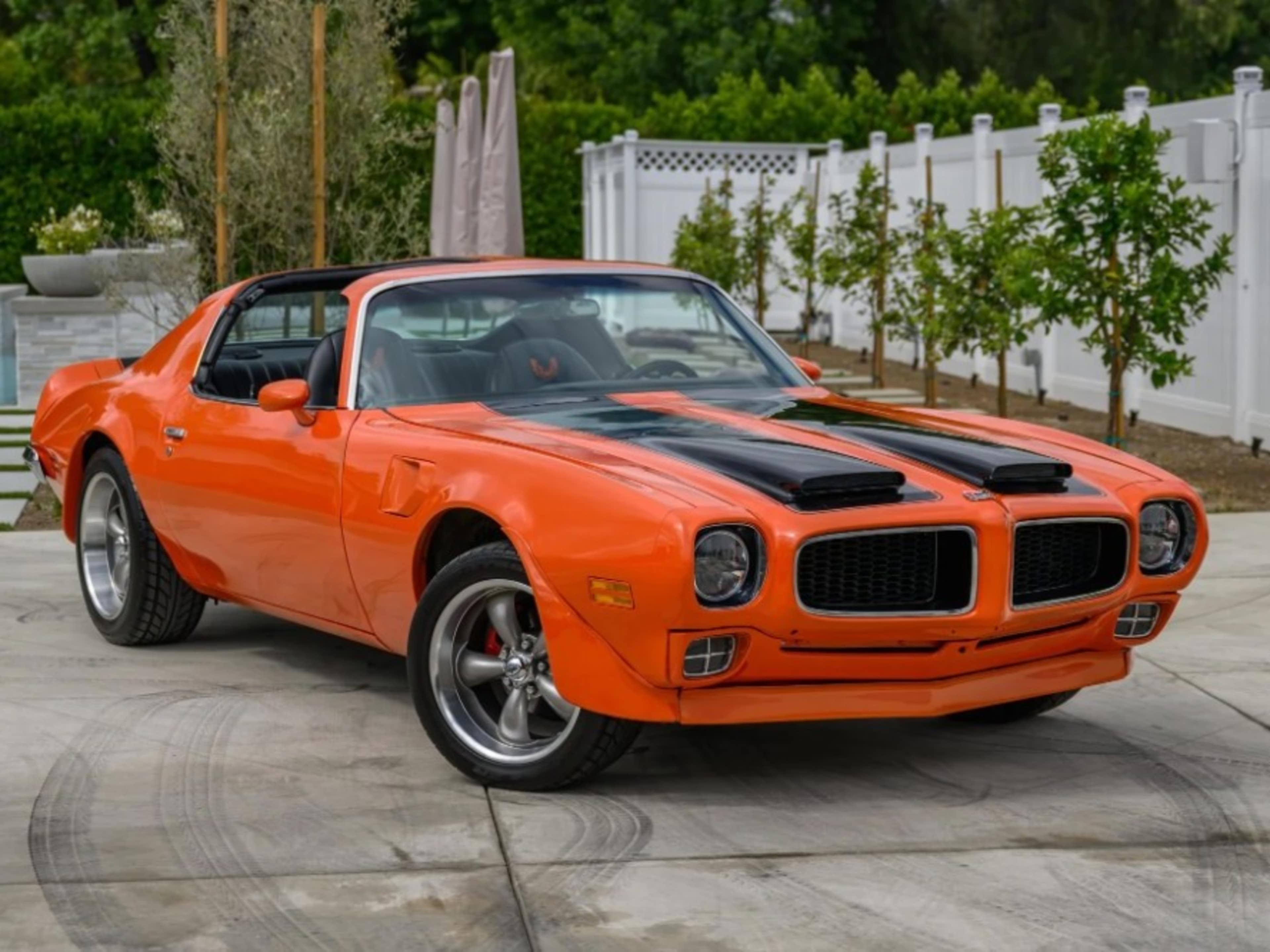 1971 Pontiac Formula 400 Classic Car as Prop