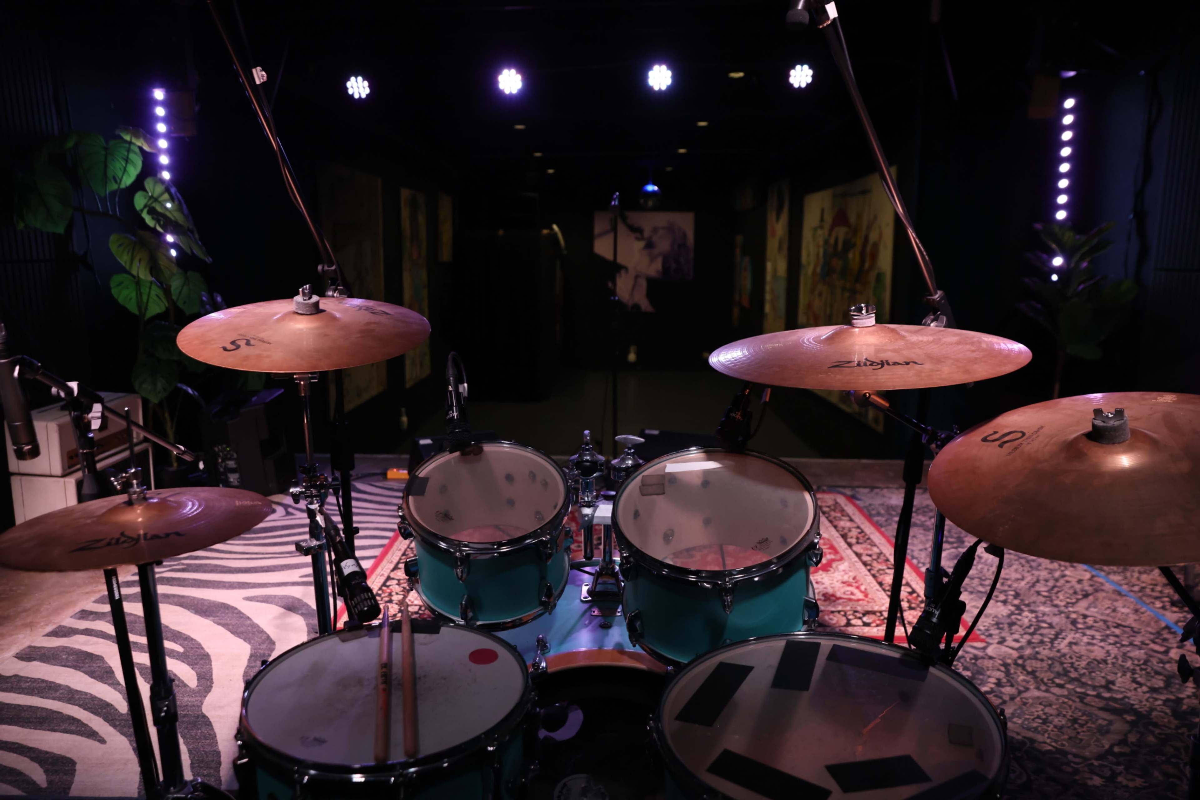 Film & Photo Black Box Studio in Hermosa Beach — Flexible Space for Production Teams Image in Hermosa Beach, Hermosa Beach, CA