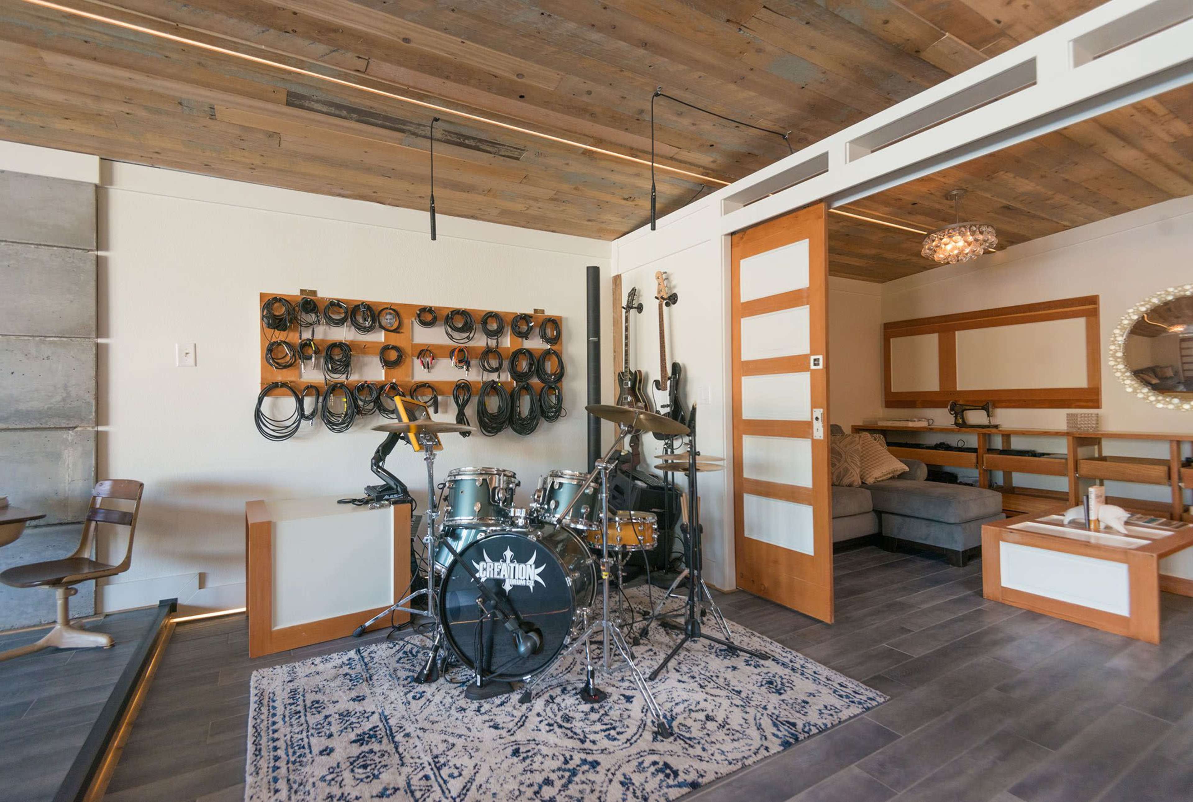 Las Vegas Creative Studio/Venue Image in Paradise, las vegas, NV