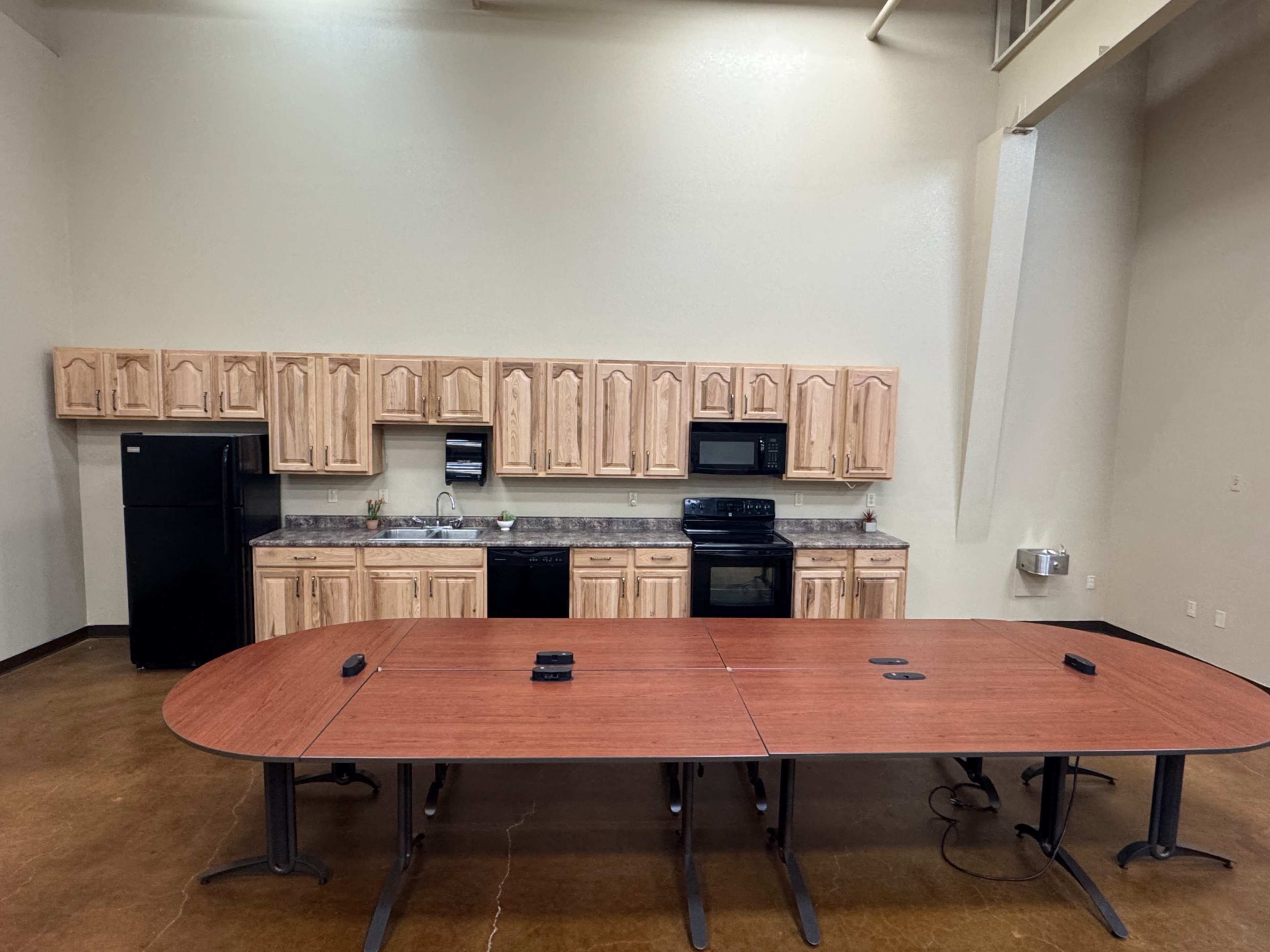 Spacious Multipurpose Room for Rent Image in Northeast Colorado Springs, Colorado Springs, CO