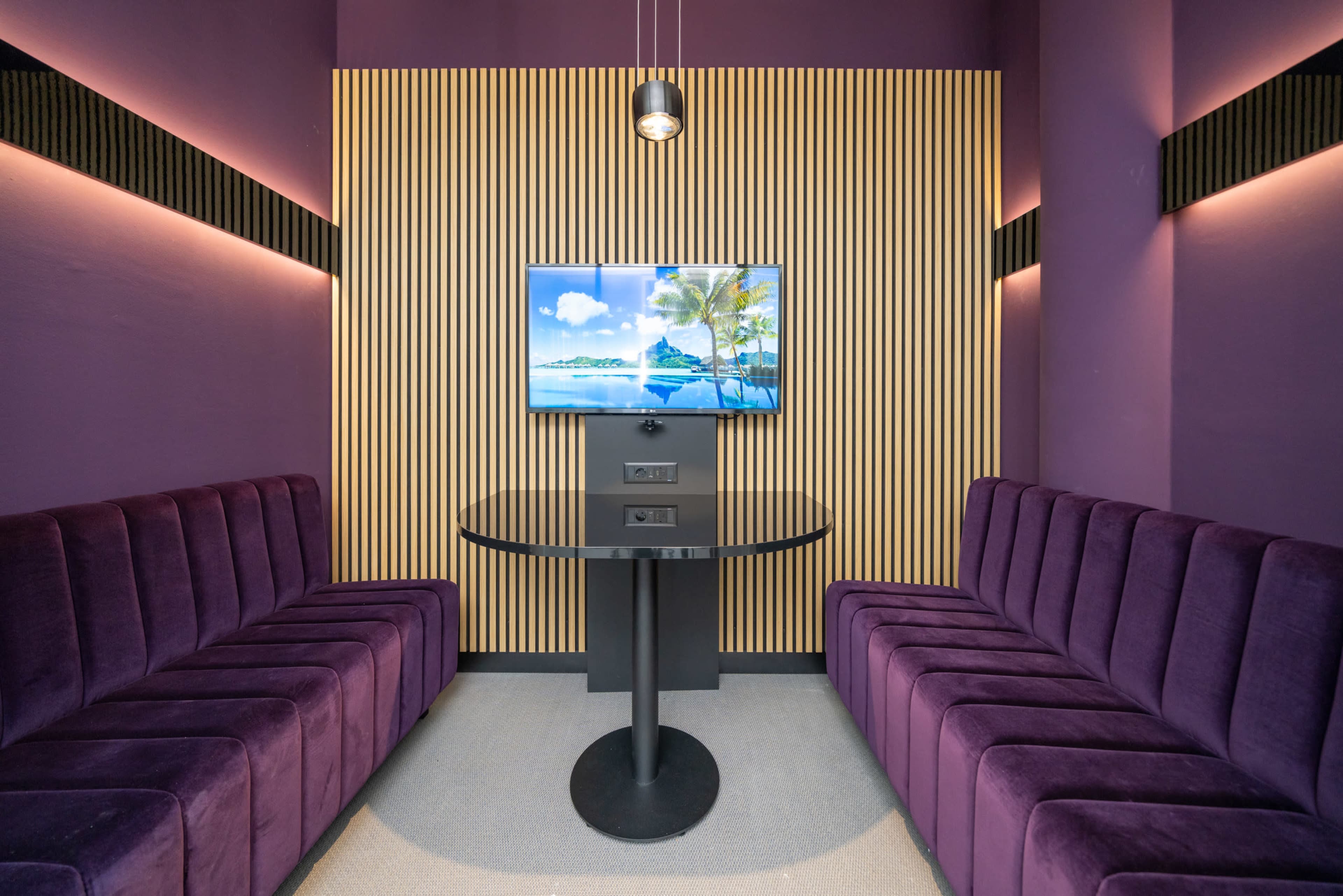 Stilvoller Digital Room als Podcast Studio – zentrale Lage in Stuttgart Image in Rathaus, Stuttgart