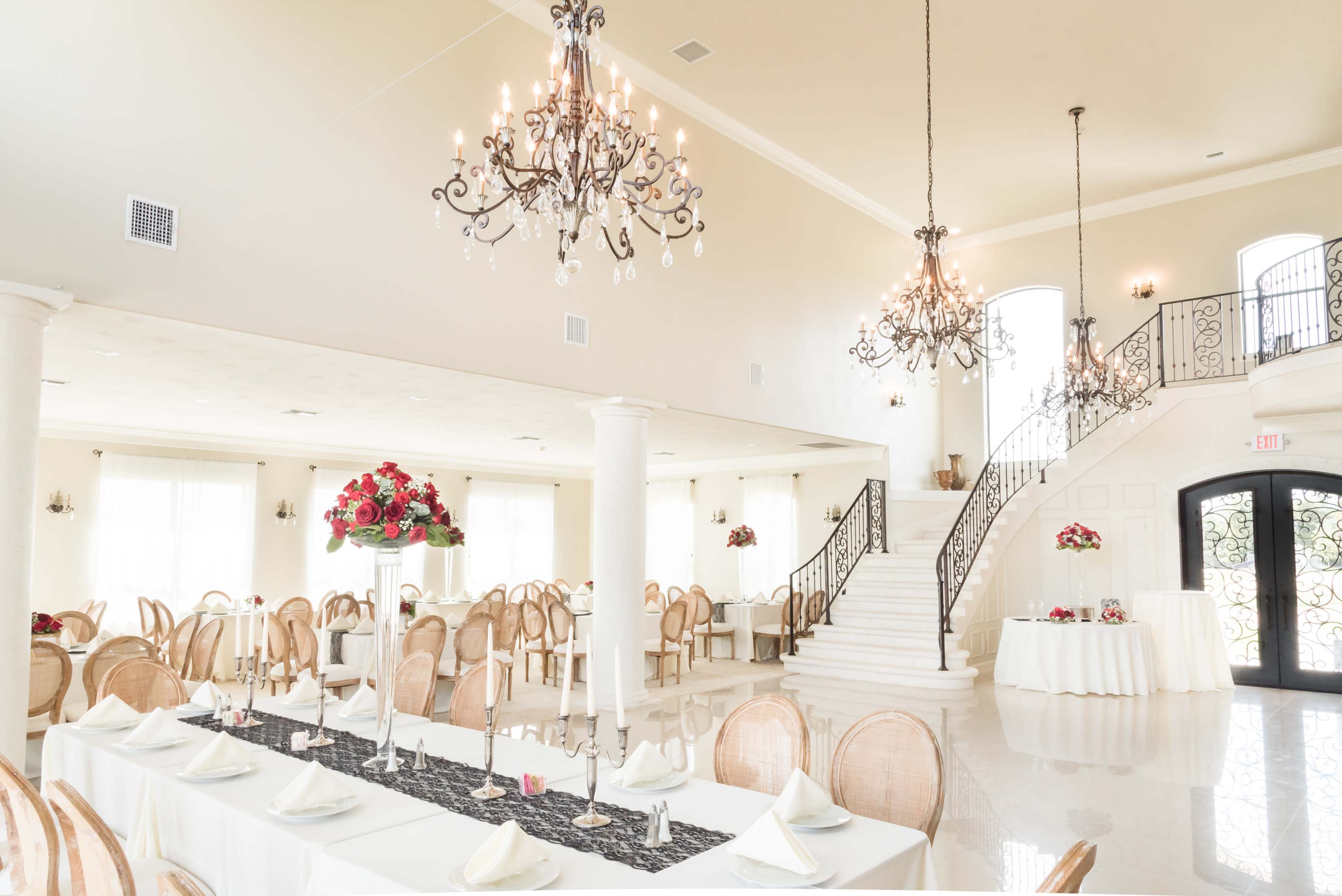 Elegant yet Rustic Estate with expansive lush gardens Image in , Kyle, TX