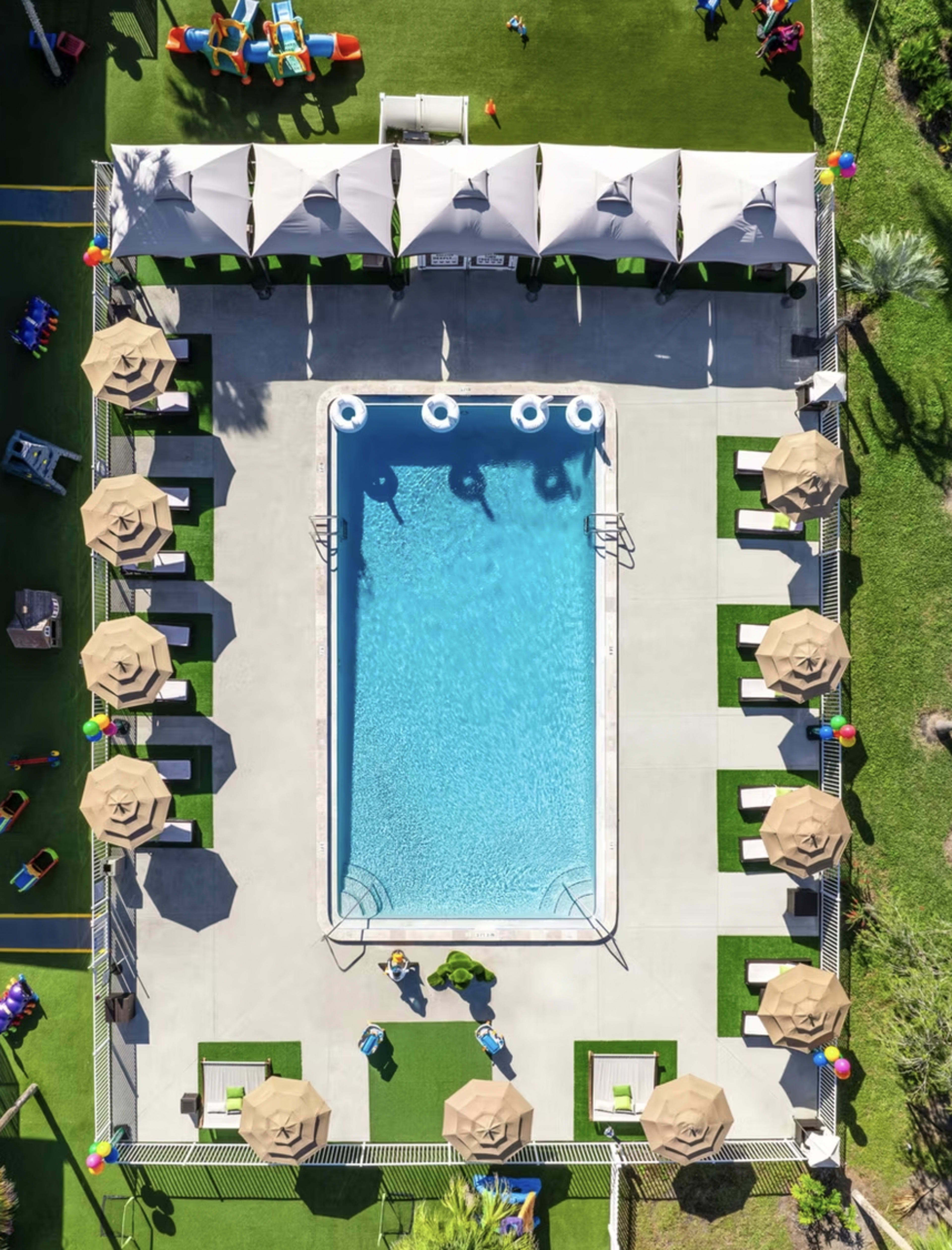 Elegant Ballroom & Open Gazebos Near Lake Buena Vista Attractions Image in , Kissimmee, FL