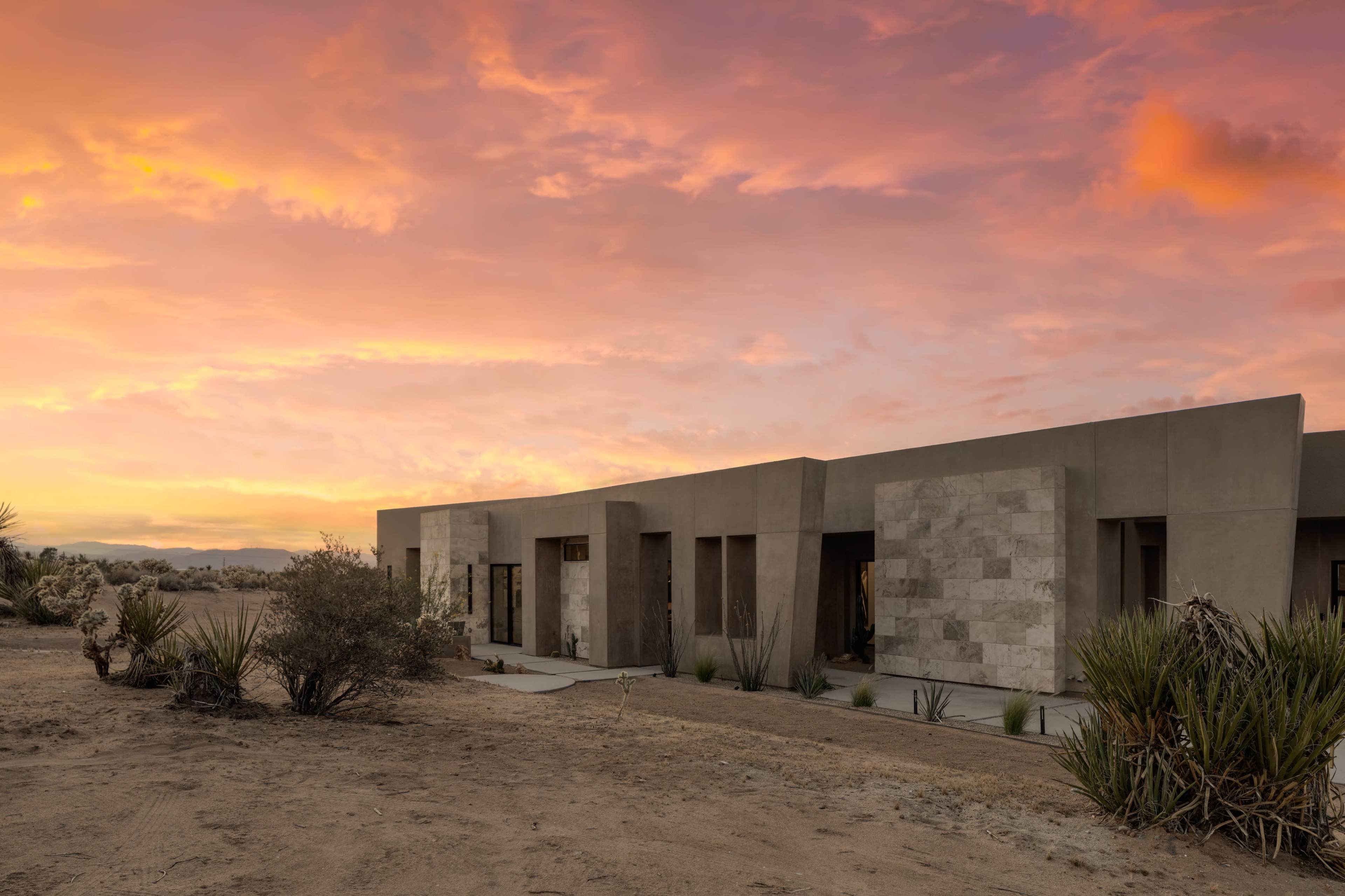 Melton Trail - Sunstill Image in Joshua Tree, Joshua Tree, CA