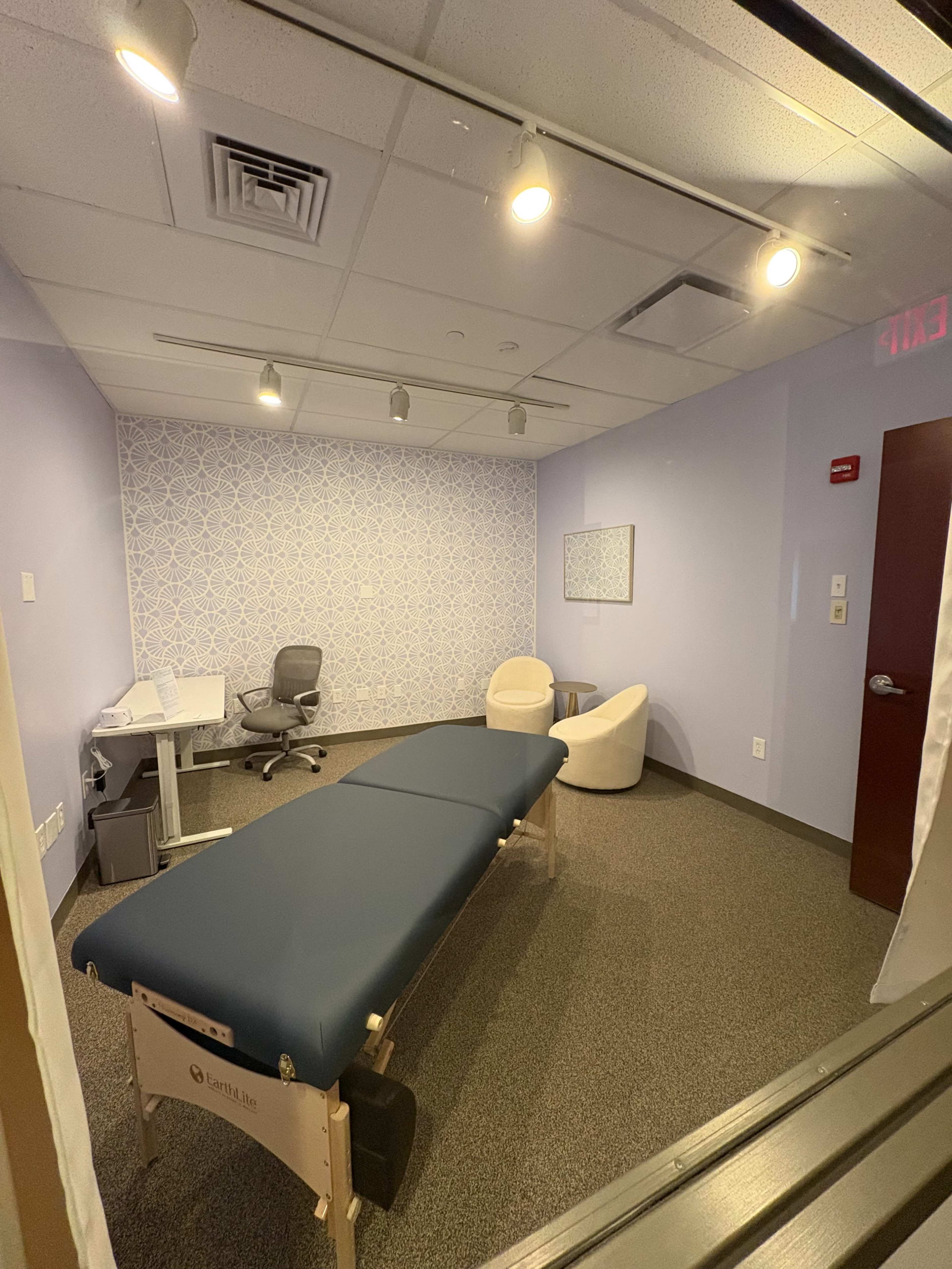 Private Massage Therapy & Bodywork Studio| Table Included | Reading MA Image in Reading, Reading, MA