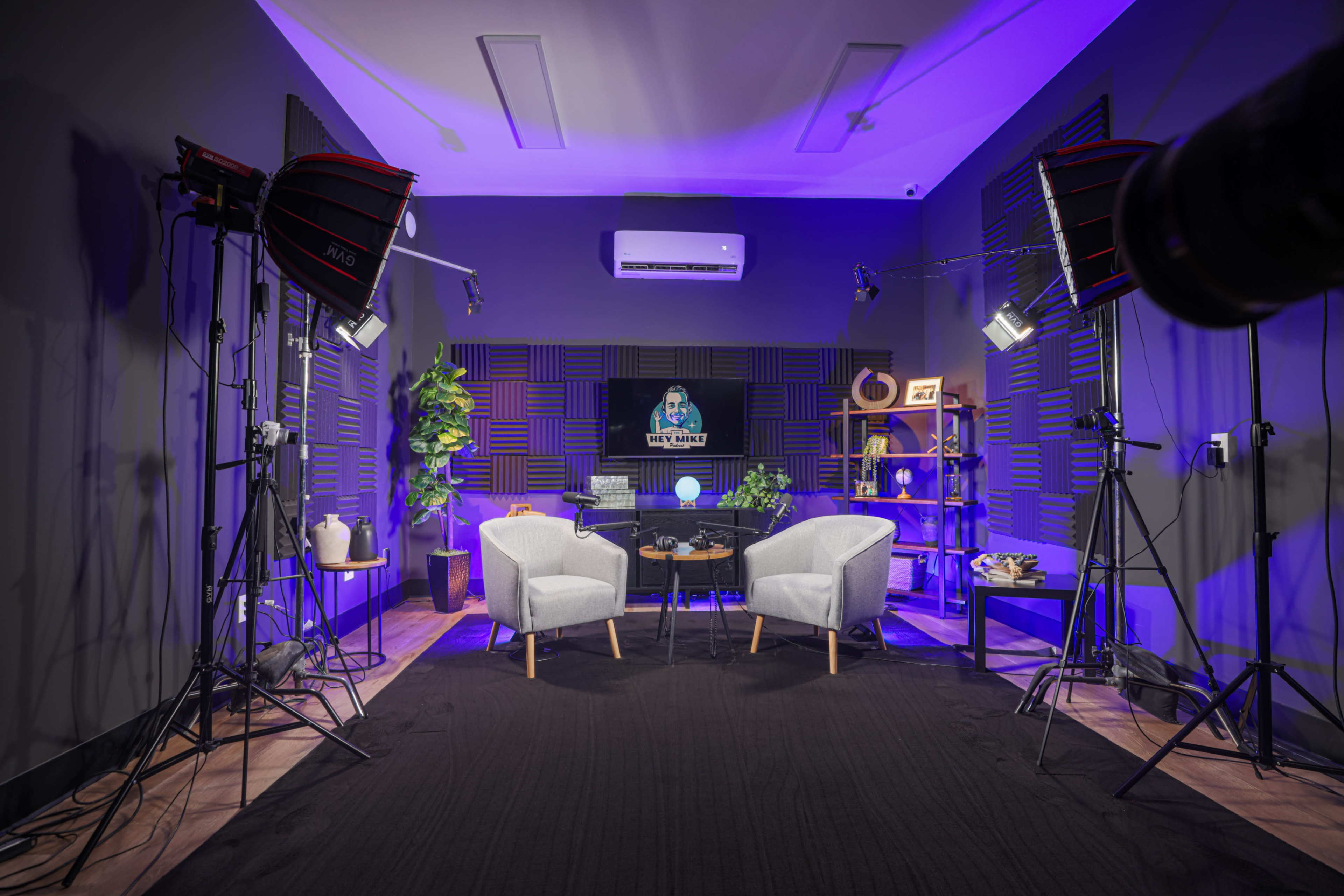 PROFESSIONAL PODCAST STUDIO Image in Signal Hill, Signal Hill, CA