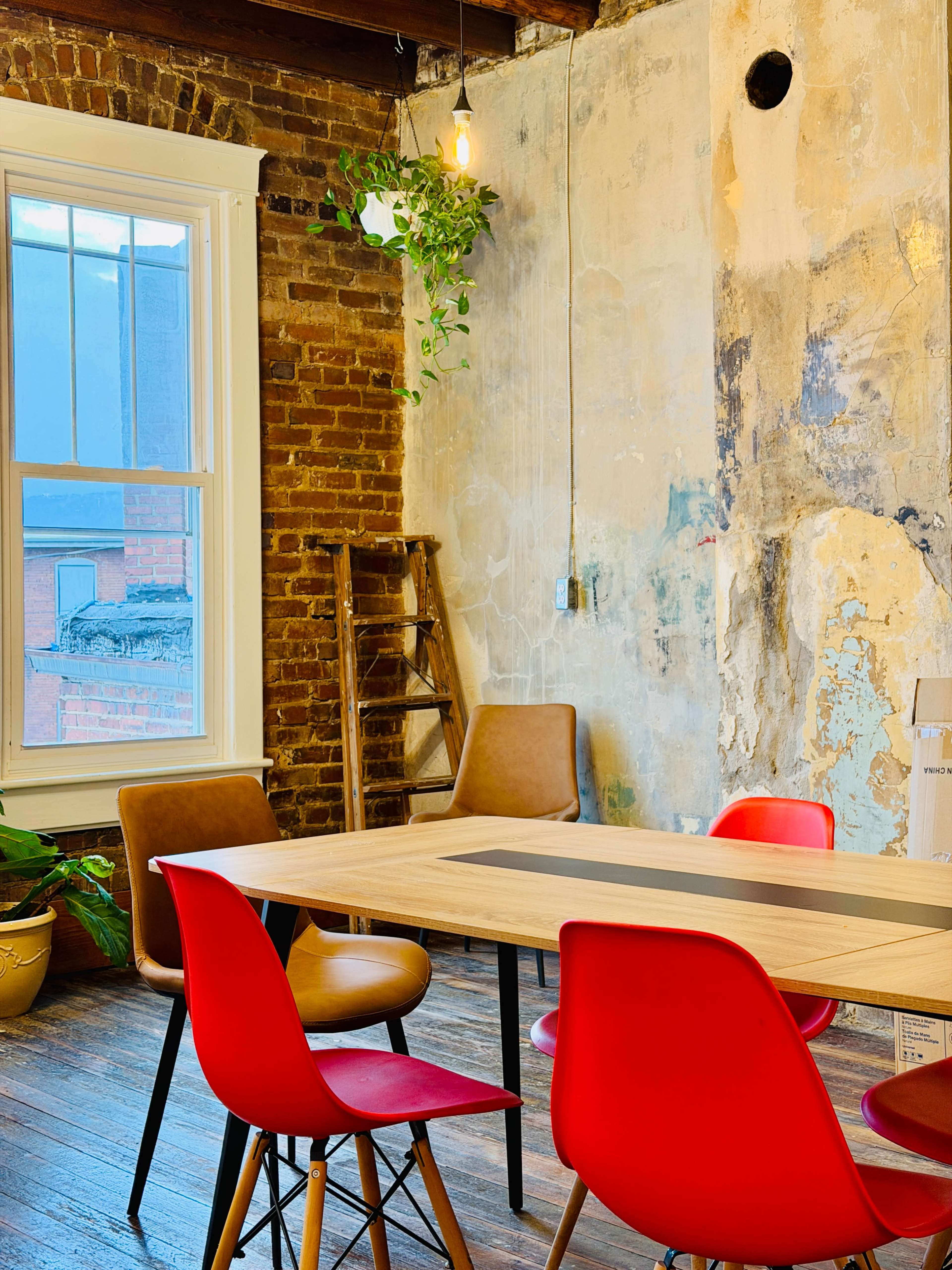 Downtown Renovated Space With Lots of Character Image in Rossville, Rossville, GA