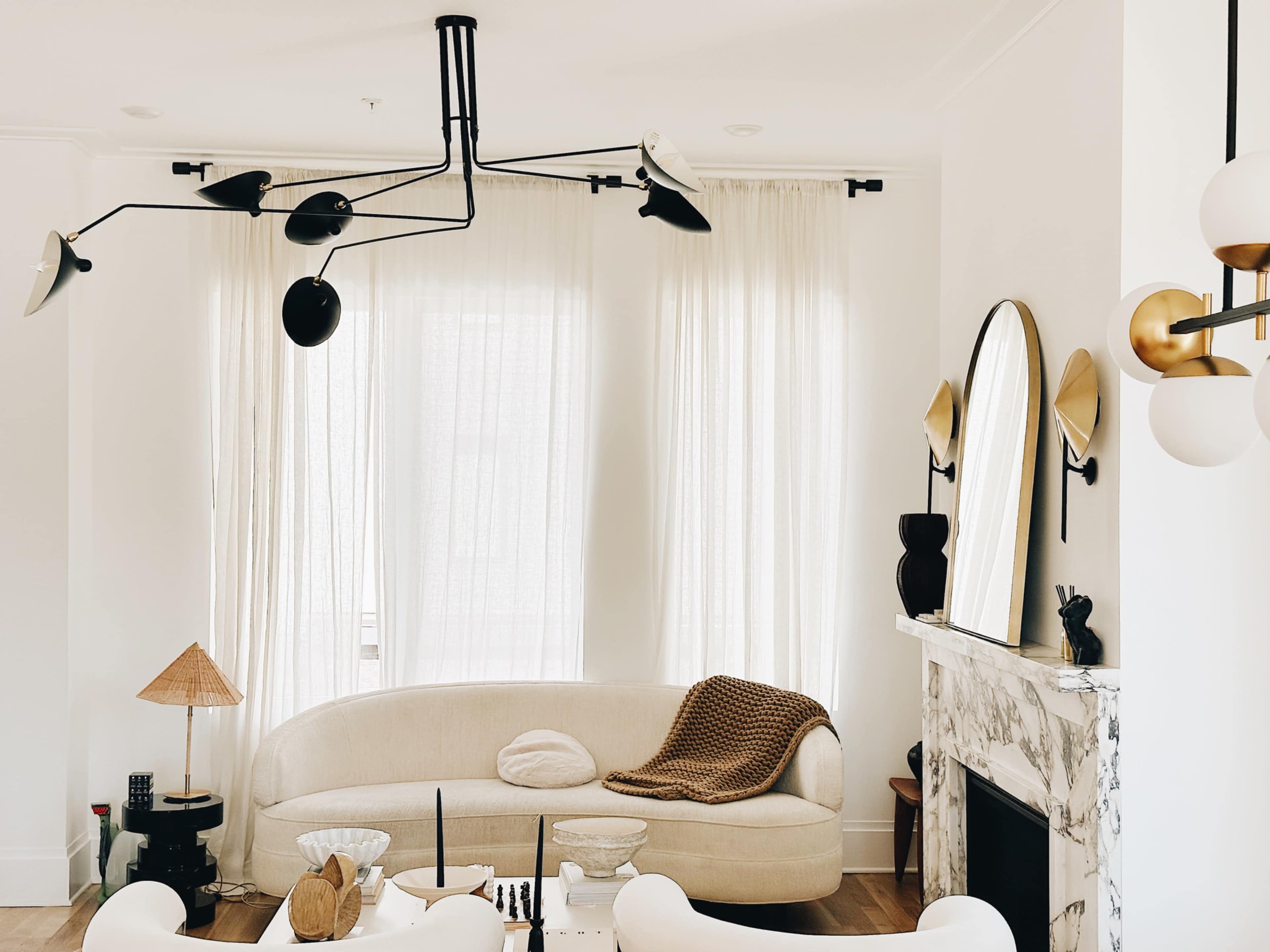 Open Space Living Room & Kitchen for Photography, Film, & Content Creation Image in Kirkwood, Atlanta, GA