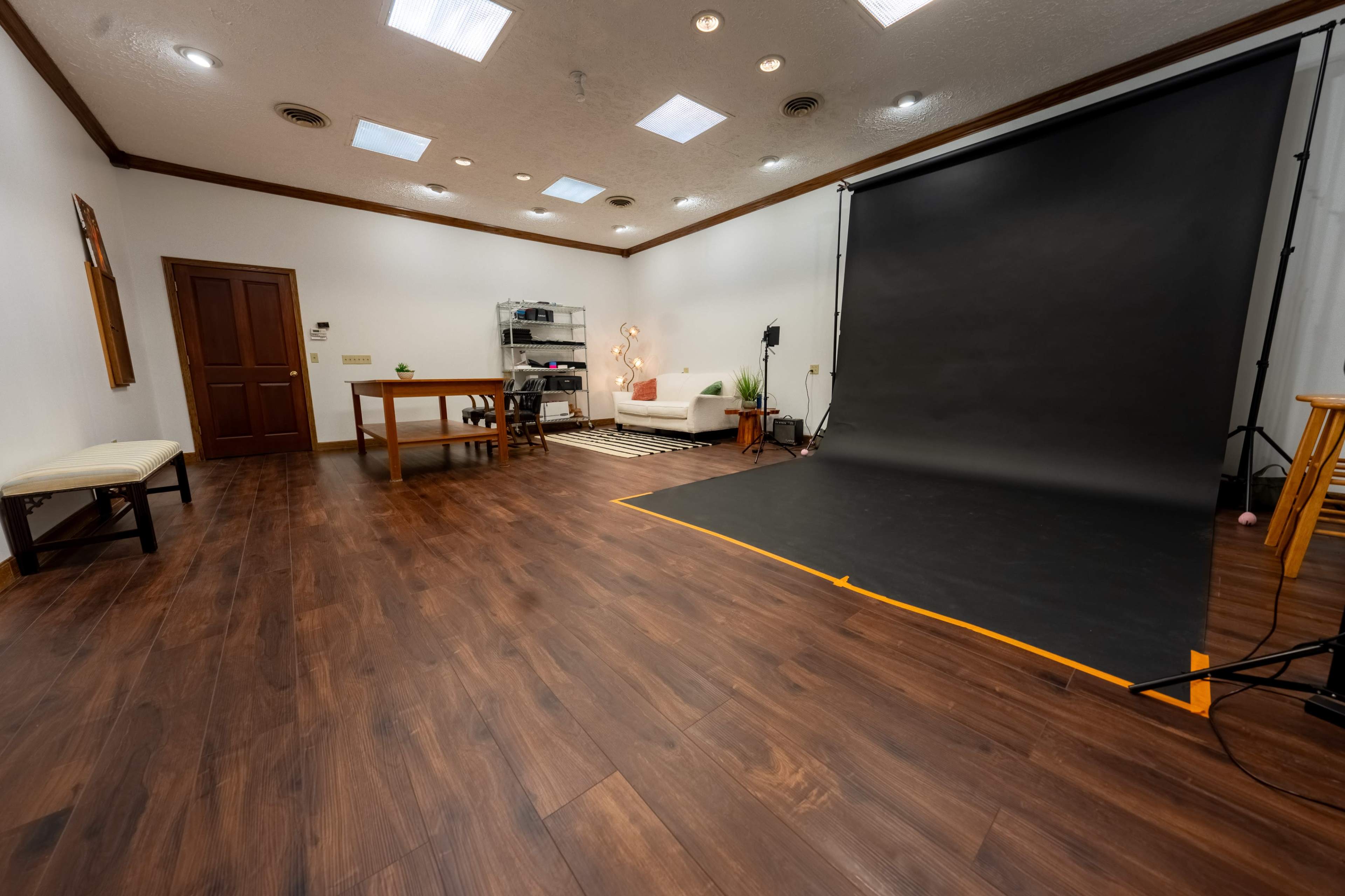 Photography Studio Image in North Ridgeville, North Ridgeville, OH