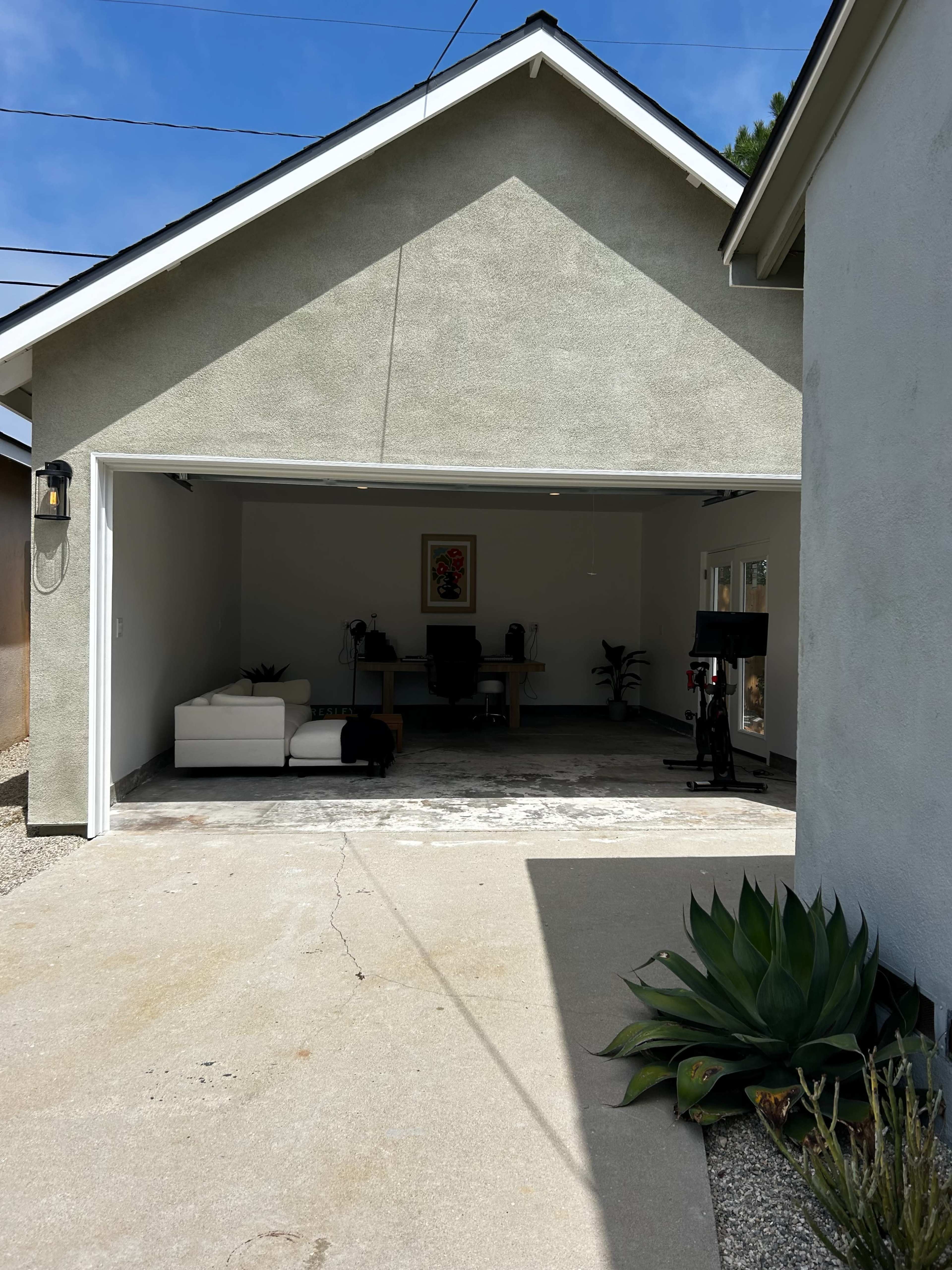 Industrial-Chic Converted Garage in South Bay with Private Outdoor Space Image in Southwood, Torrance, CA
