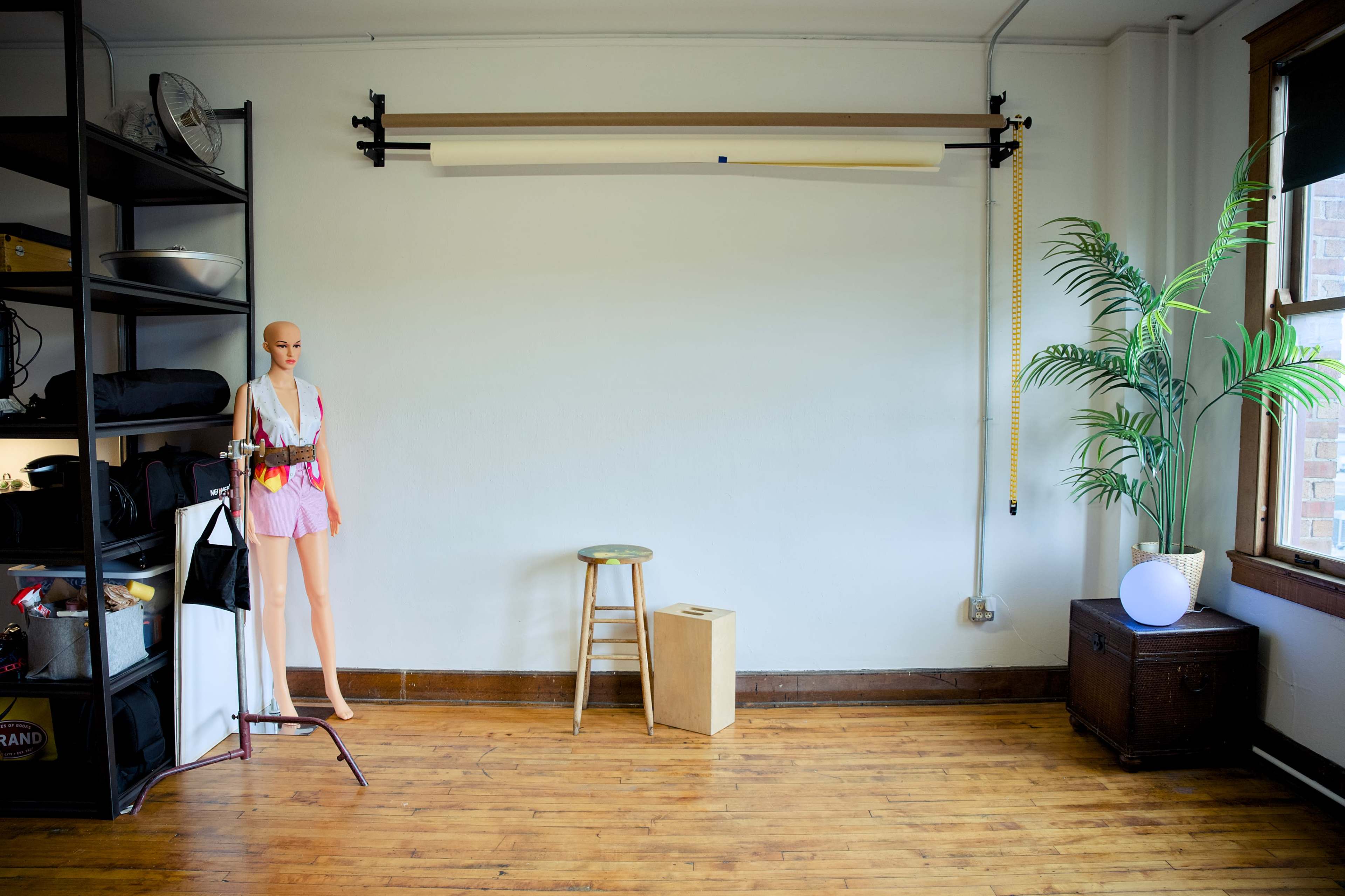 Cozy, Vibey Studio with Skyline View in the Historic Kansas City West Bottoms Image in Downtown Kansas City, Kansas City, MO