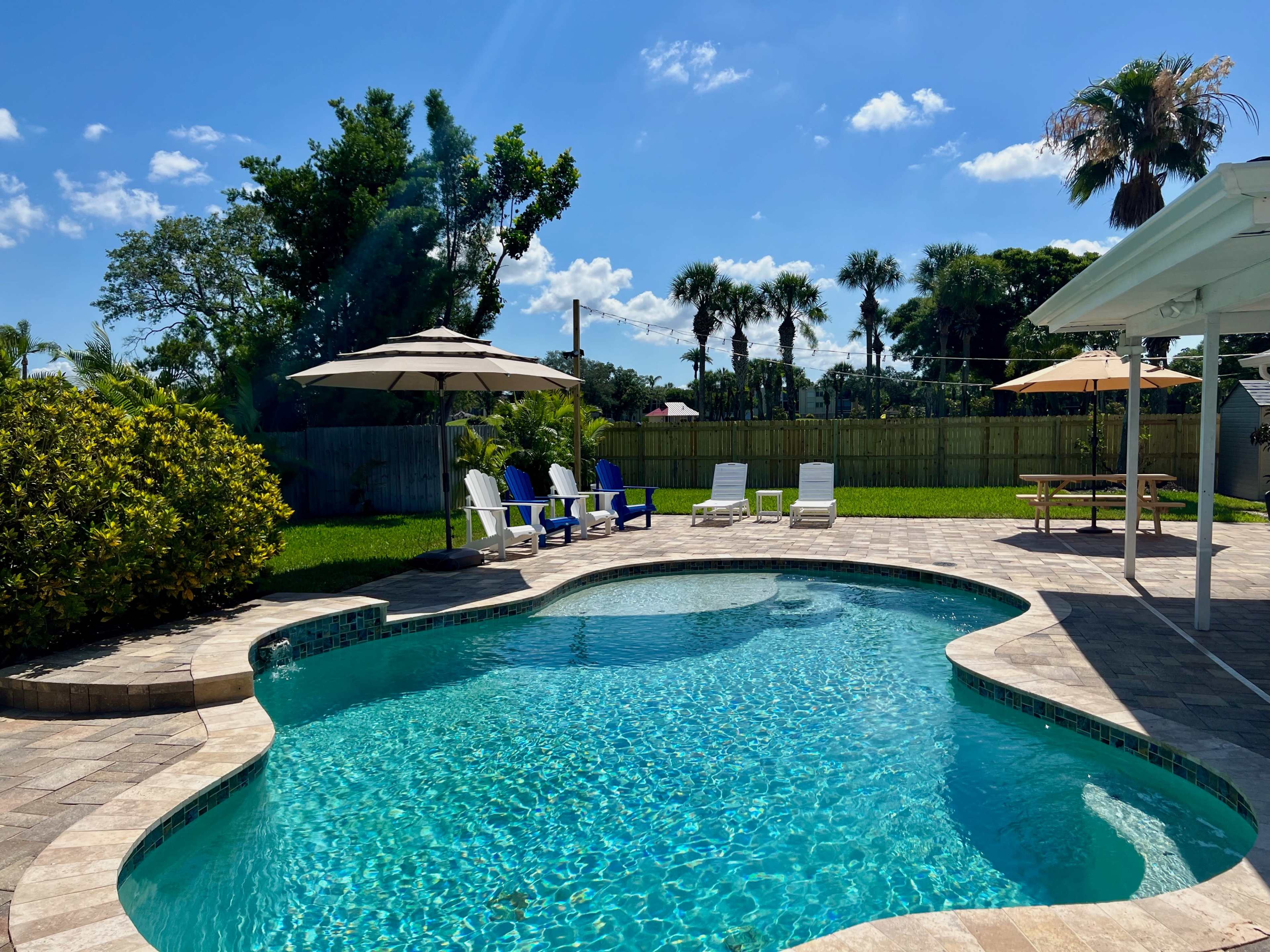 Relaxing escape near coastal charm Image in Largo, Largo, FL