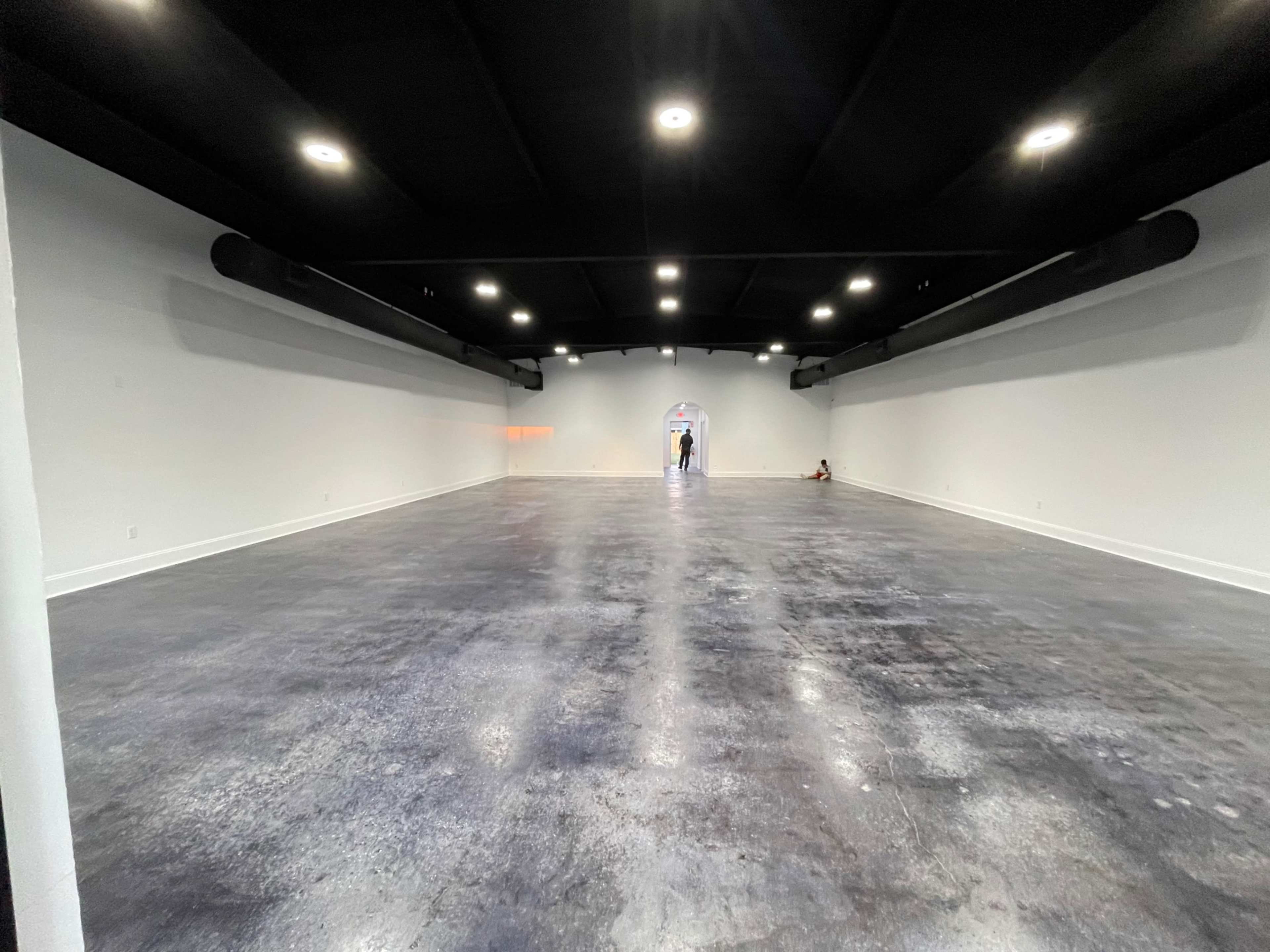 Open concept for a variety of possibilities. Image in New Iberia, New iberia, LA