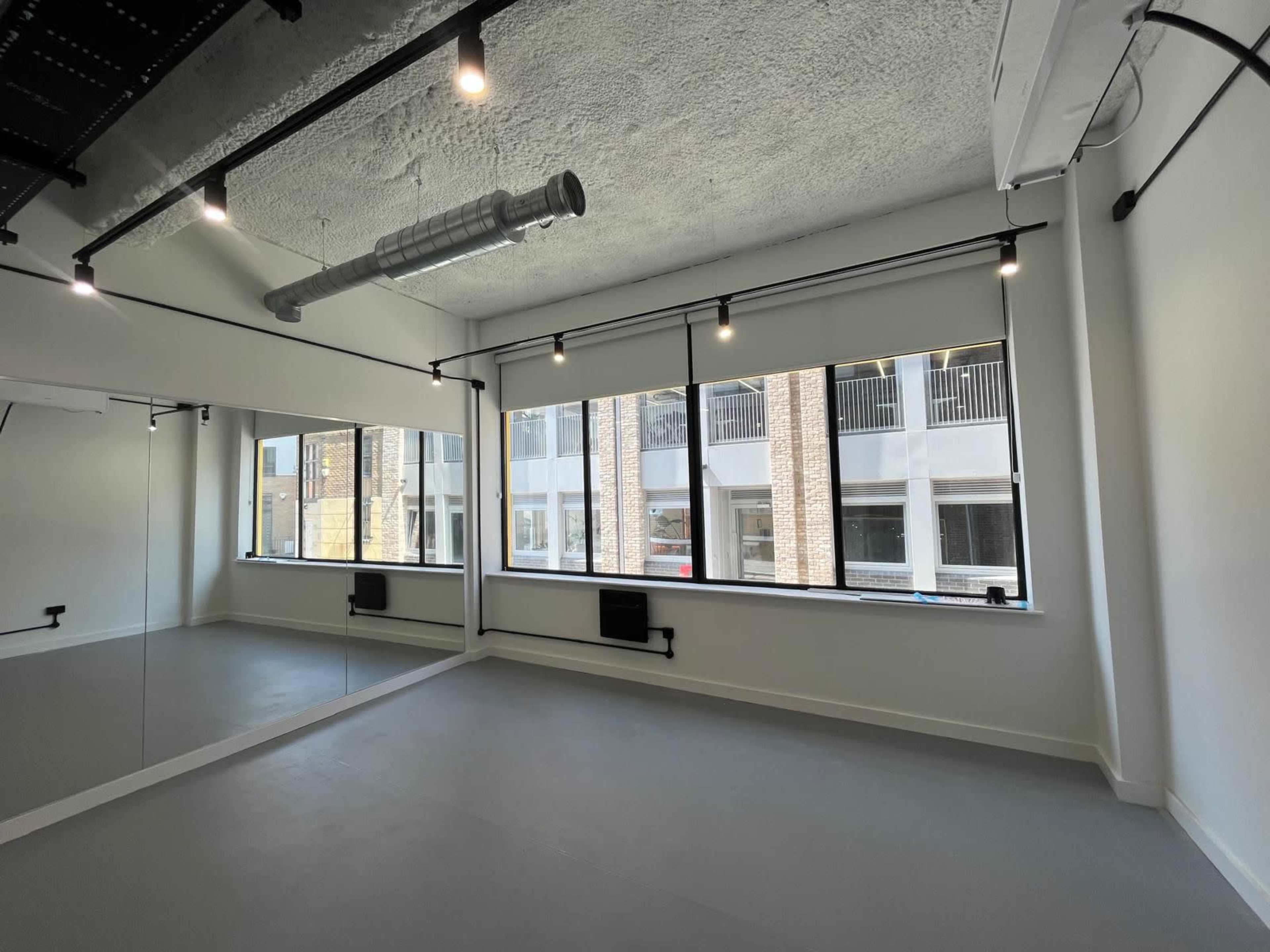 Southwark - Tradestars 003 Image in London, London, ENG