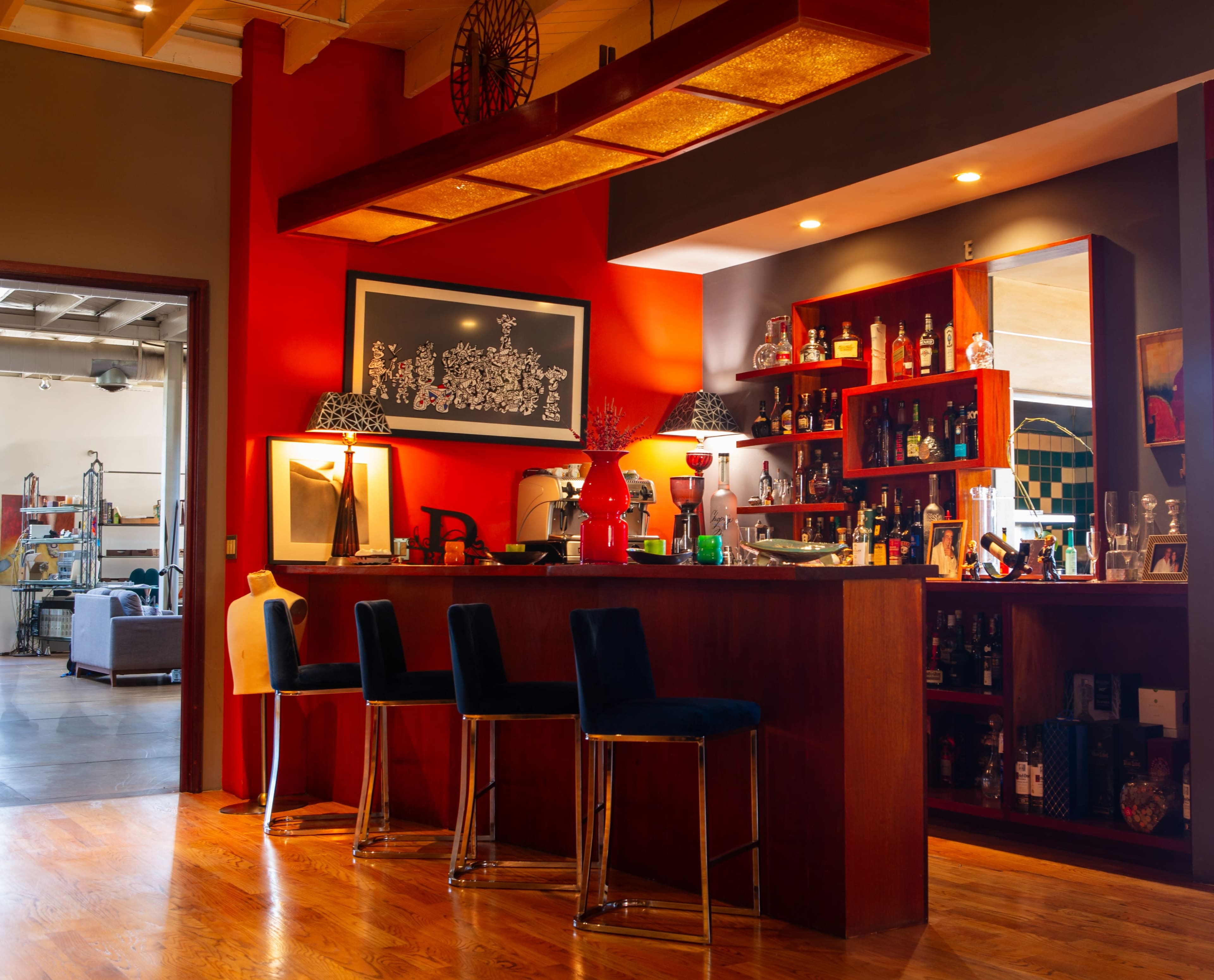 World Renowned Artist's Loft & Vintage Workspace Image in Pasadena, Pasadena, CA