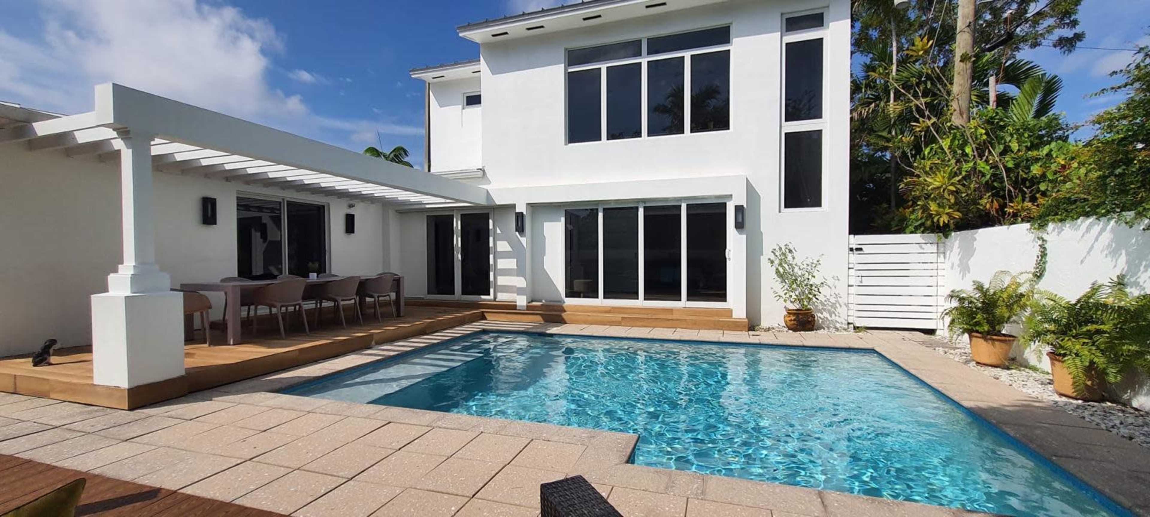 Design District Daylight Loft Studio with Pool Image in Miami, Miami, FL