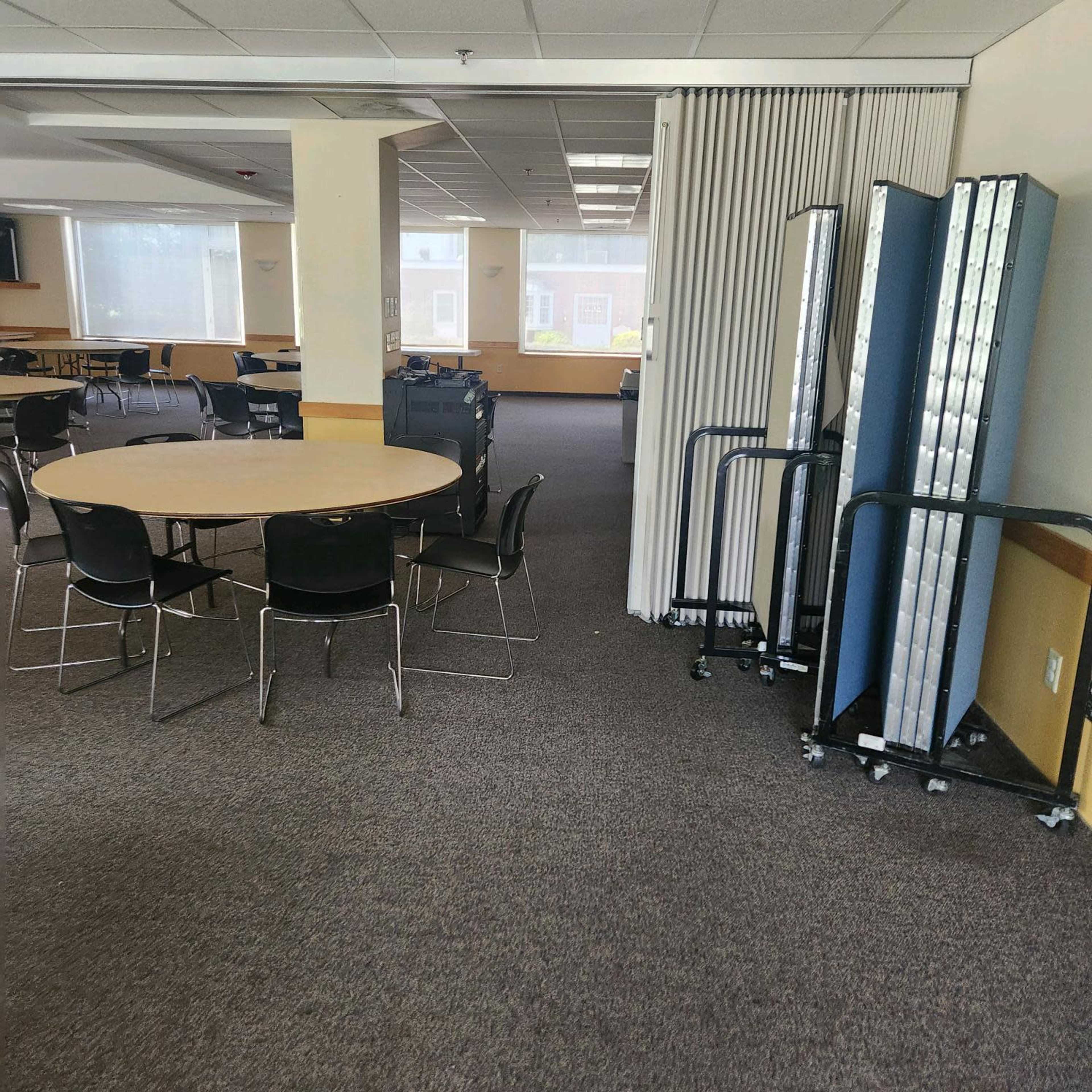 Roomy Suburban Venue for Meetings, Classes & Events Image in Lexington, Lexington, MA
