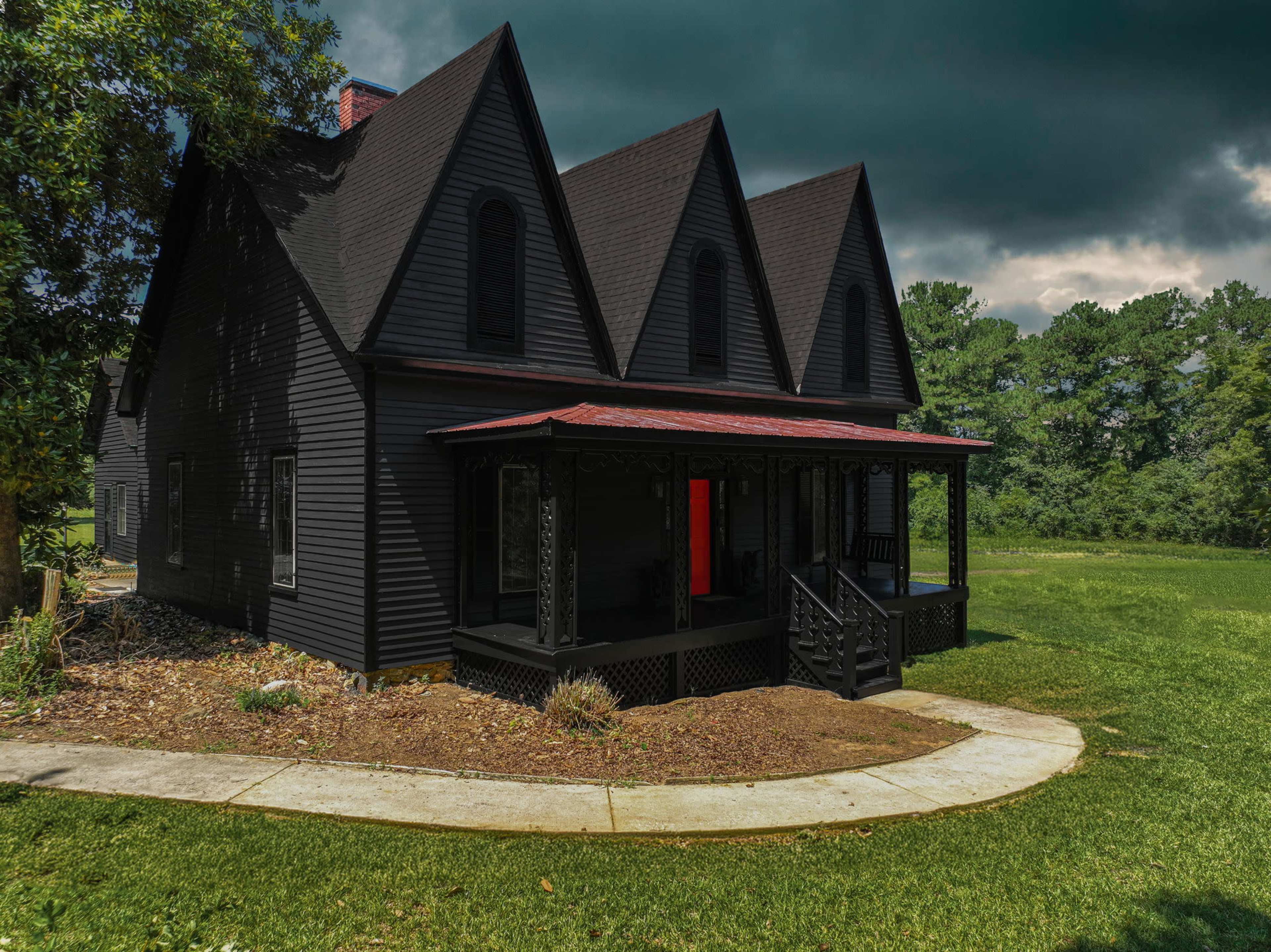 Gothic Revival Cottage Image in , Danielsville, GA