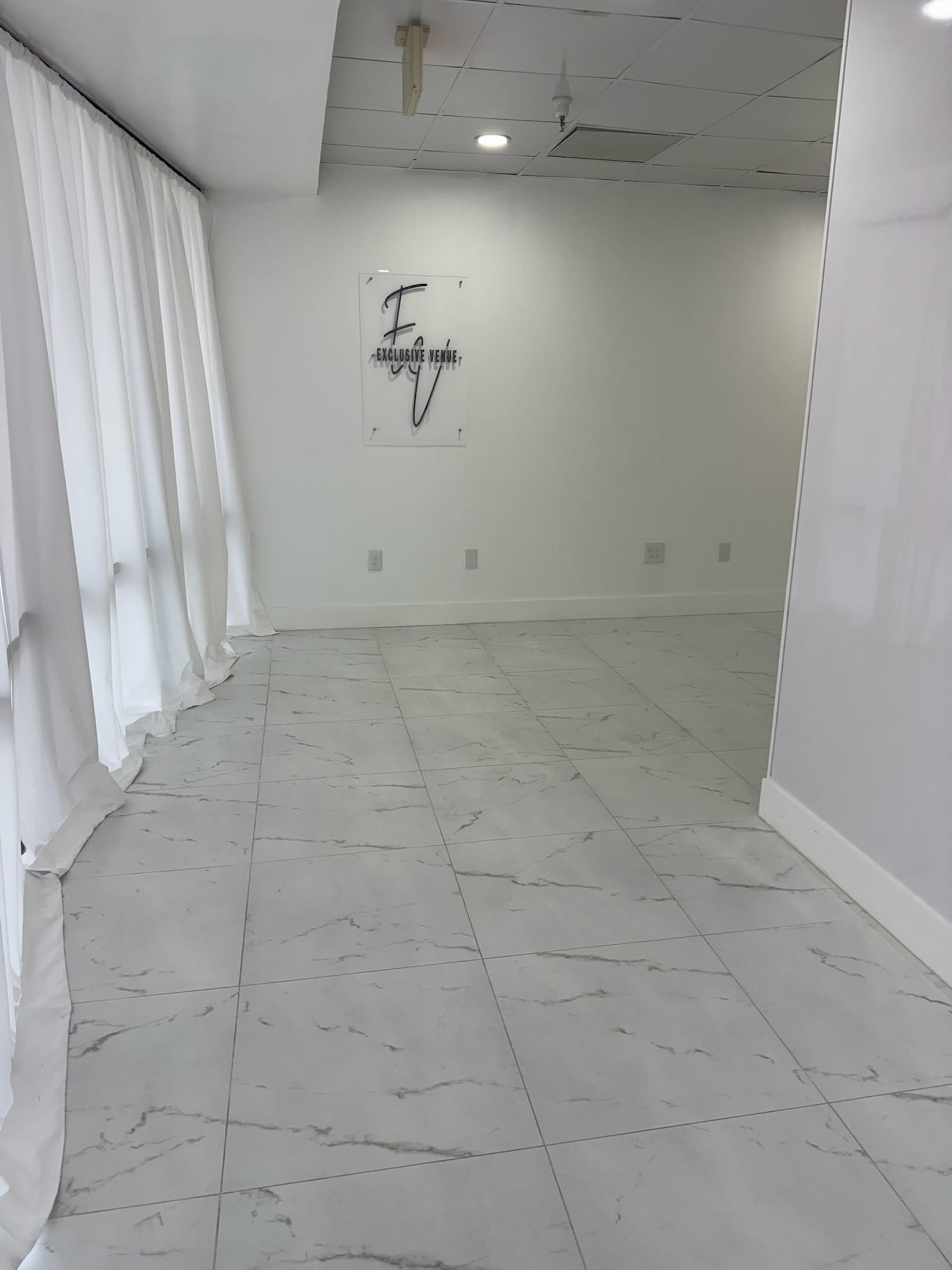 Open Space Blank Canvas Concept Venue Image in Azalea Park, Orlando, FL