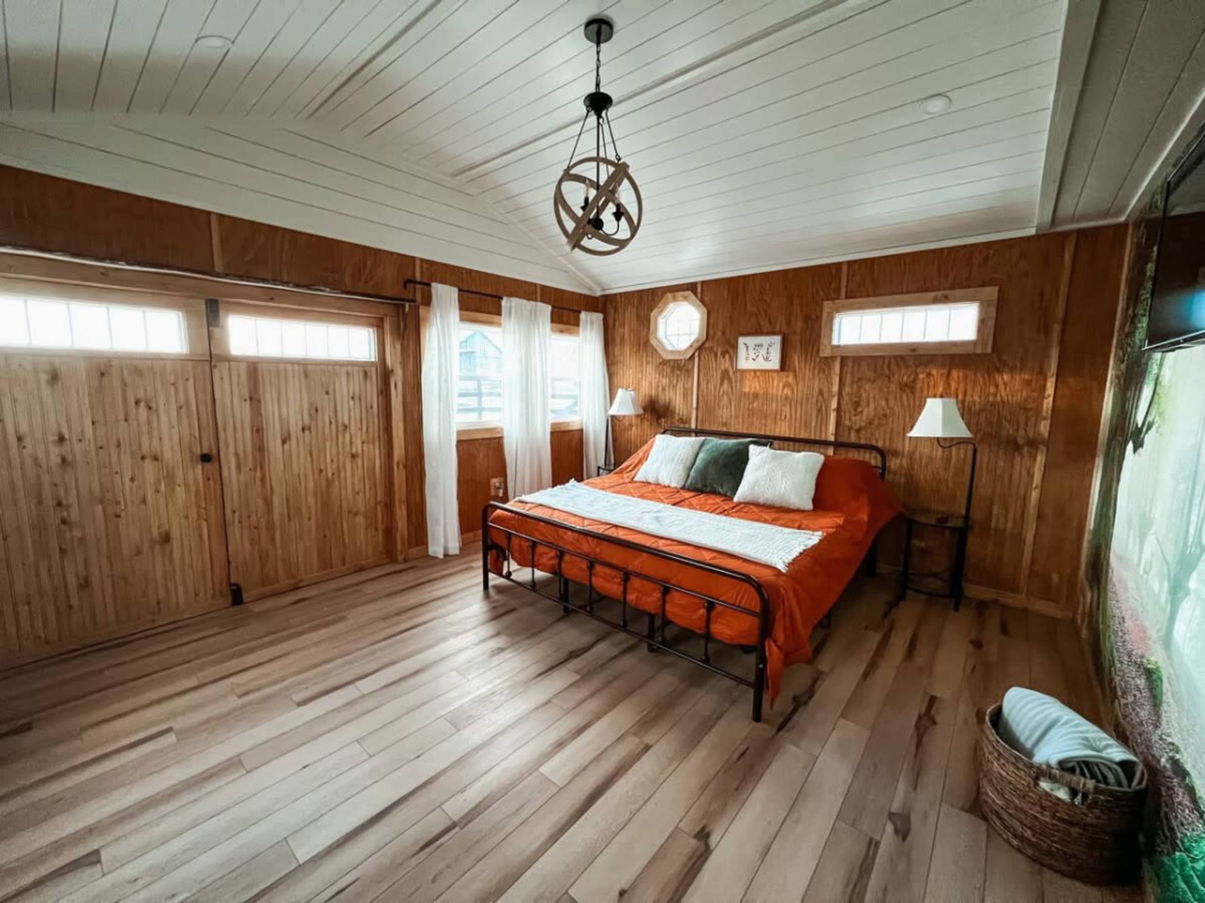 Ruby’s Red Cabin Hot Tub Nature Horses Indy Image in Decatur, Indianapolis, IN