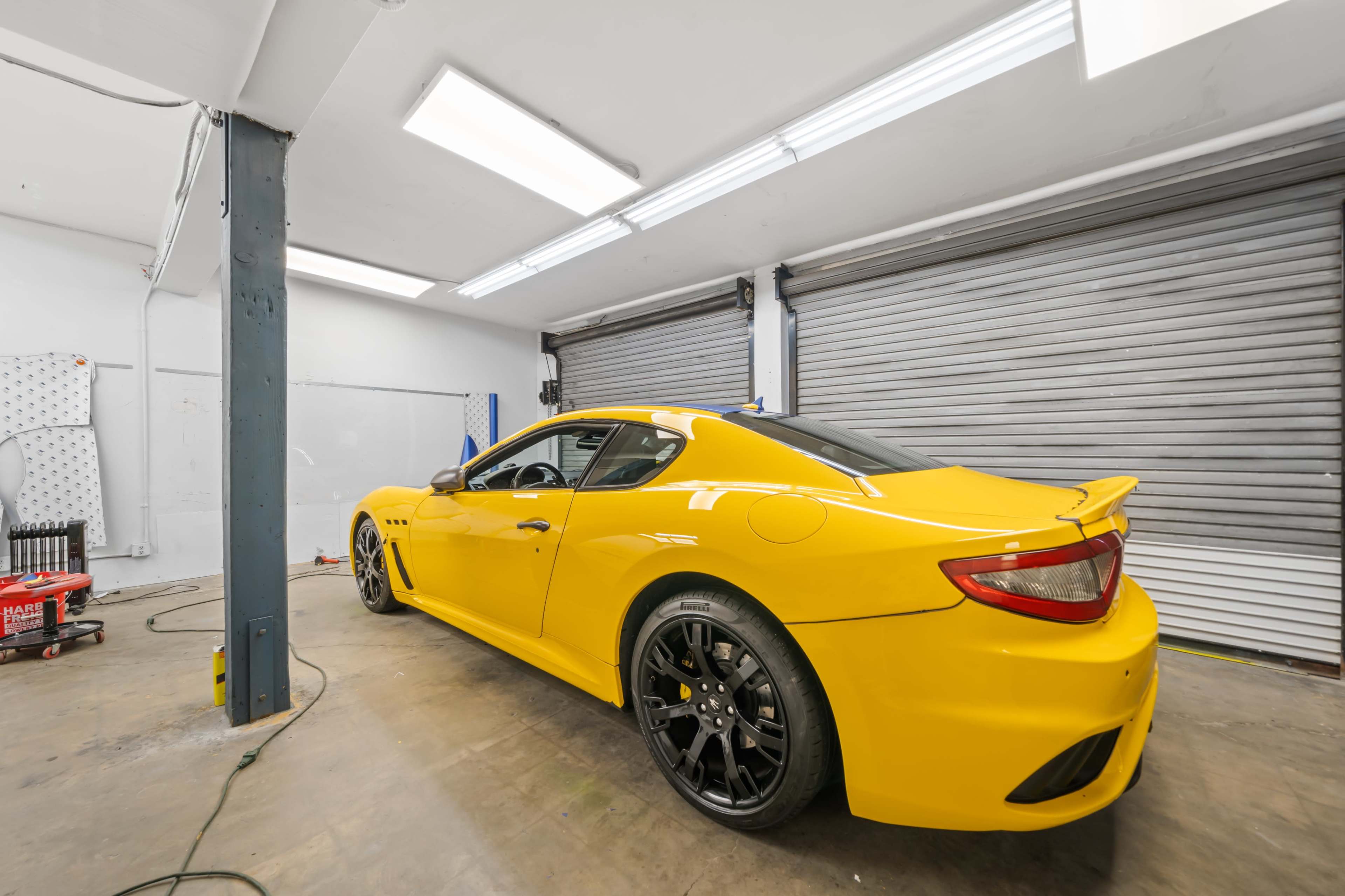 INDUSTRIAL AUTO BODY SHOP – GRIT MEETS STYLE Image in Central LA, Los Angeles, CA