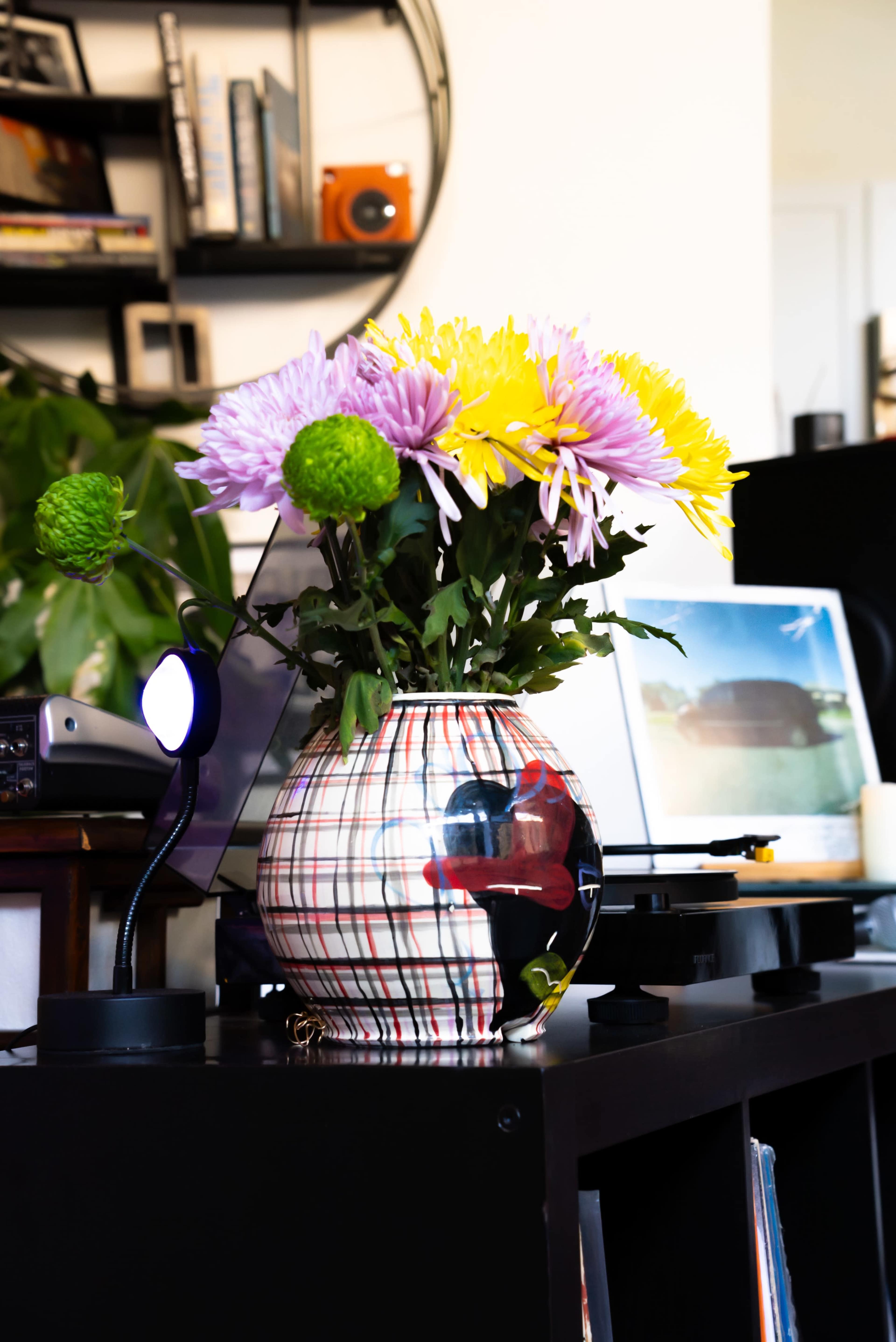 LINCOLN PARK LOFT SOULFUL STUDIO SPACE Image in Lake View, chicago, IL