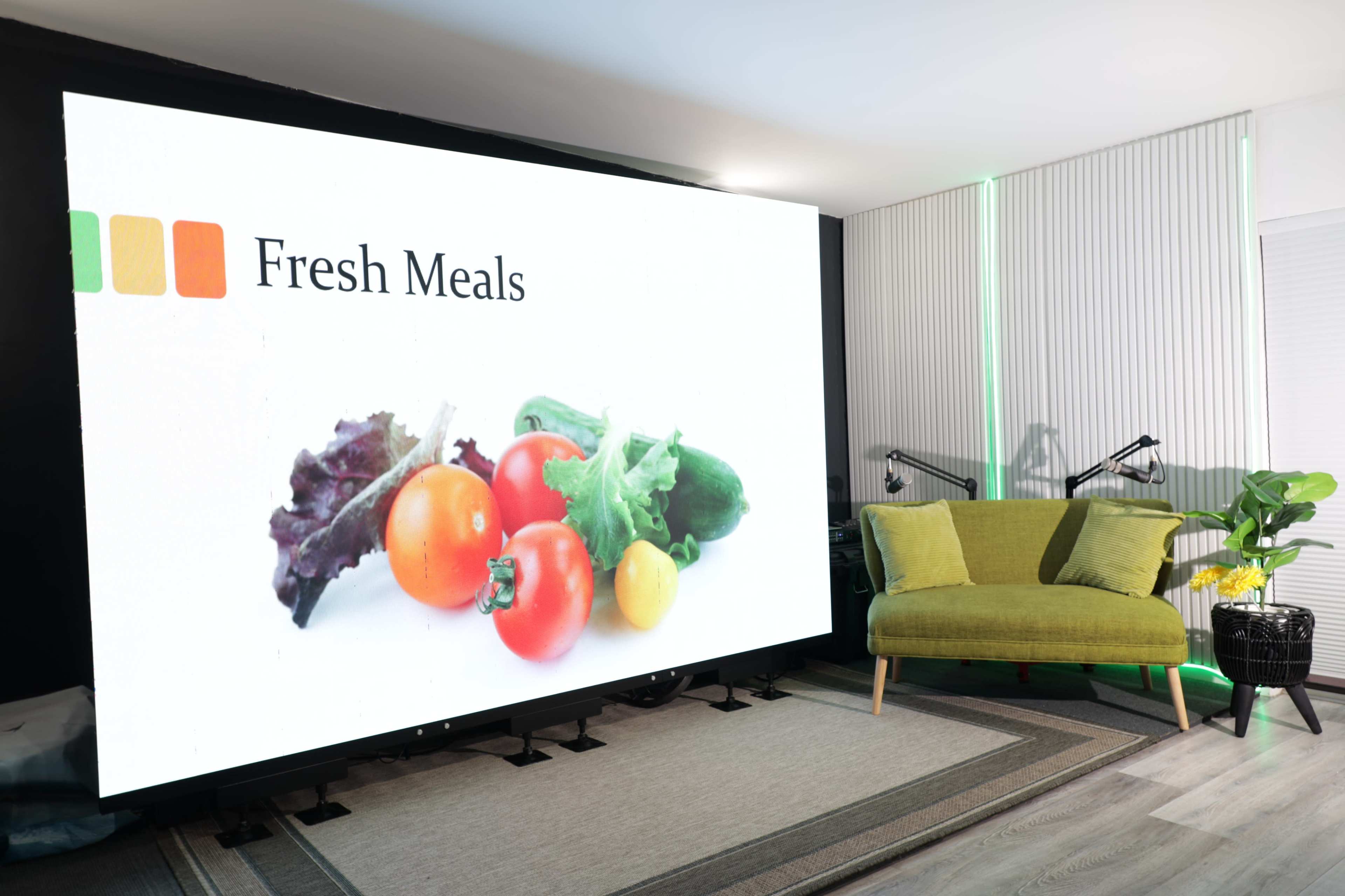 Innovative Multi-Use Video & Creative Home Studio Space Image in Middle River Terrace, Fort Lauderdale, FL