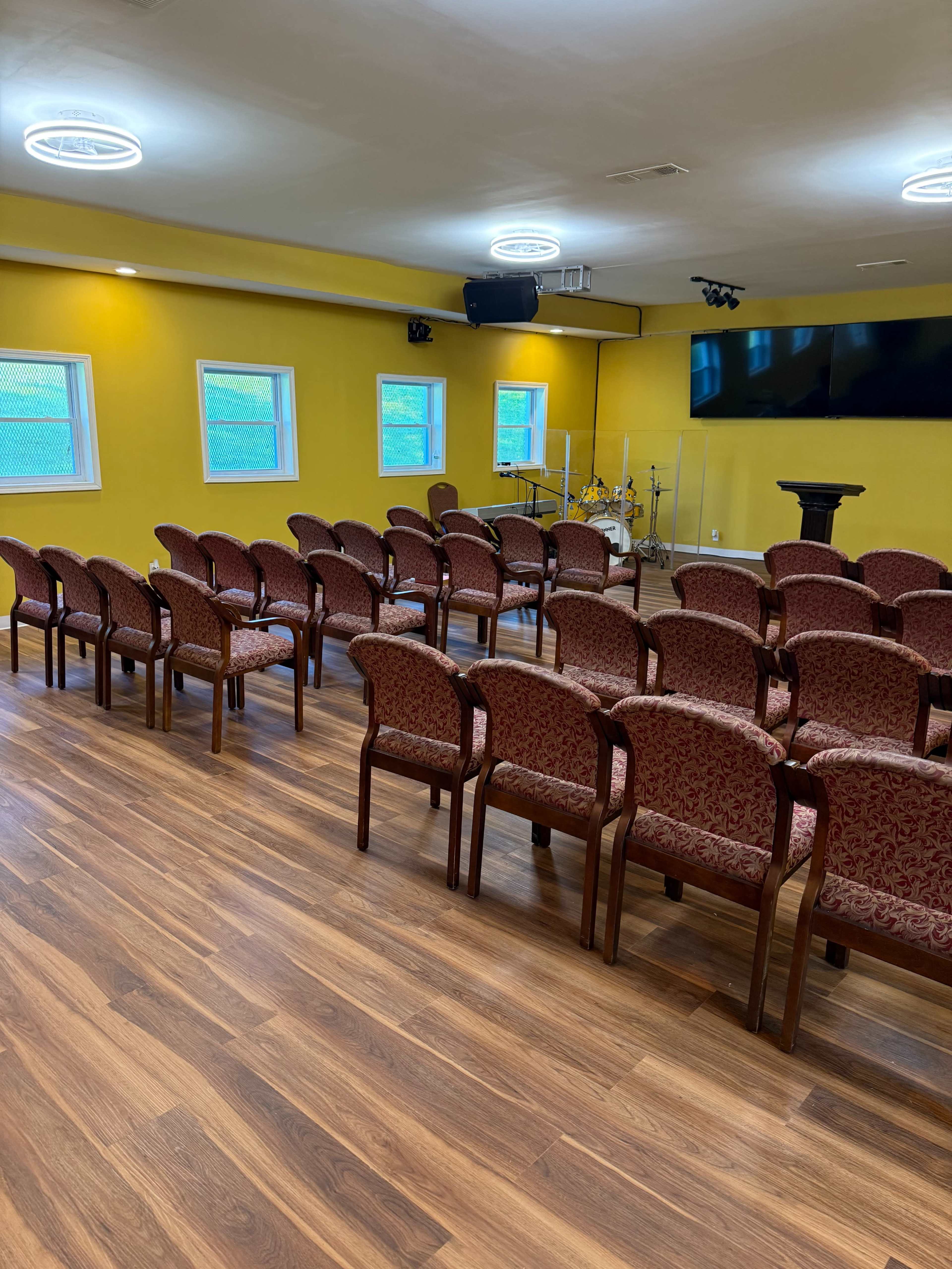 Spacious Venue with Stage & Seating Image in Betmar La Villa, Atlanta, GA