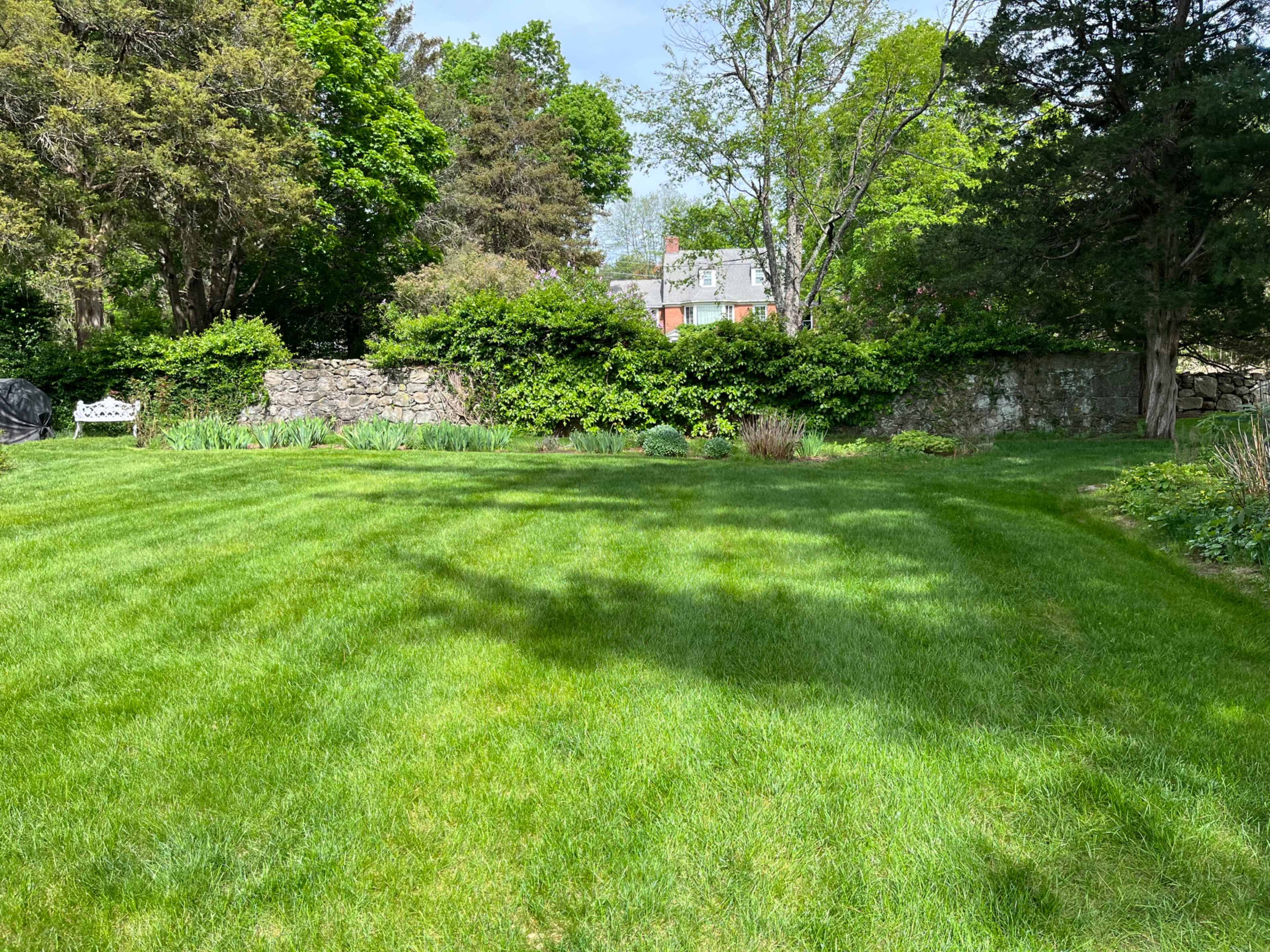 Country Cottage with expansive backyard Image in Northwest Harwinton, Harwinton, CT