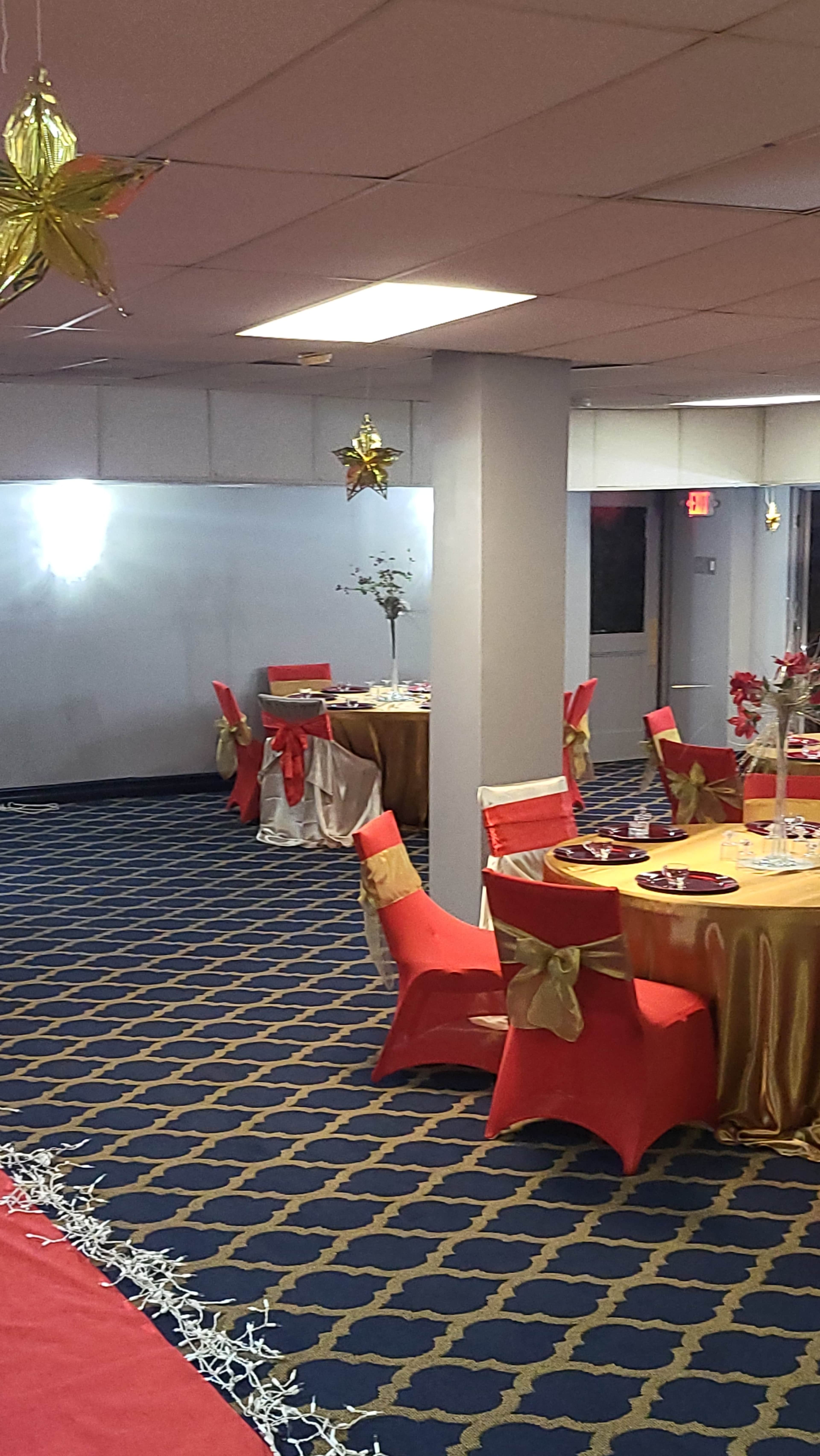 Suburban location with ample free parking Image in Bedford, Bedford, OH